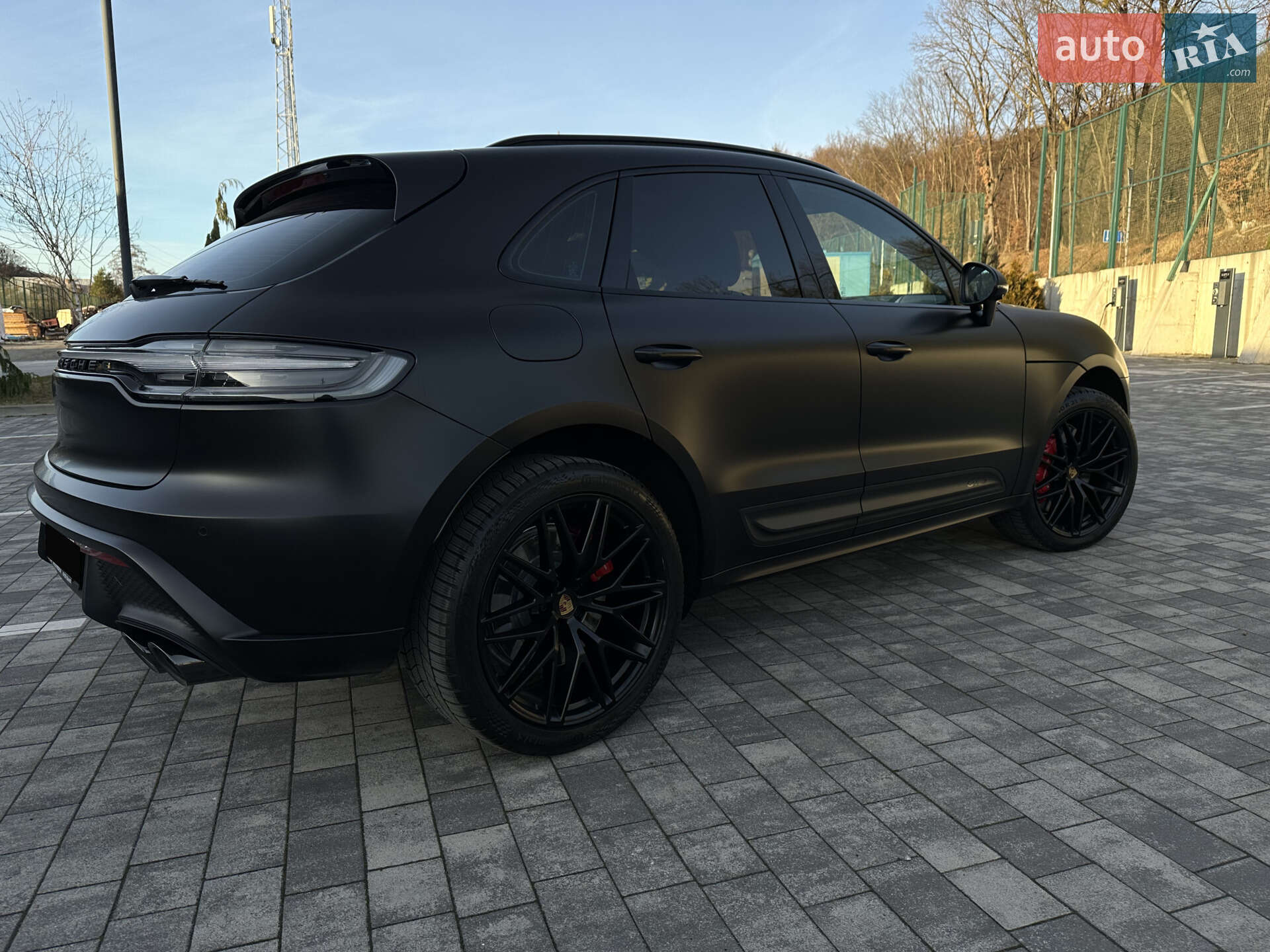Porsche Macan 2024 VIN WP1ZZZ95ZRLB48727 фото оголошення 9 з 39