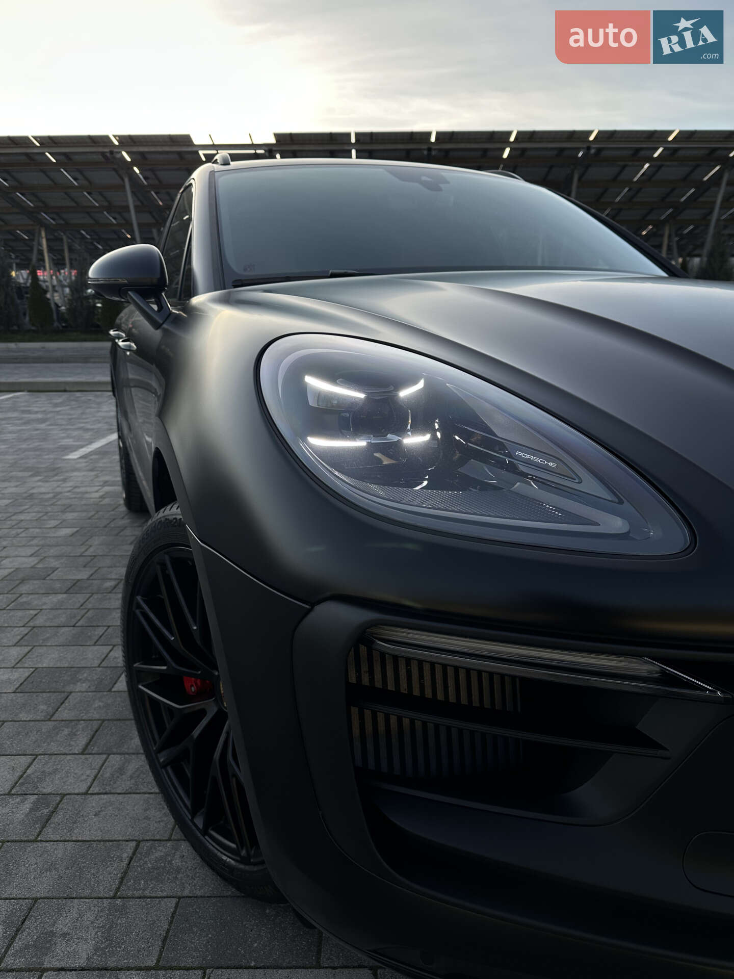 Porsche Macan 2024 VIN WP1ZZZ95ZRLB48727 фото оголошення 21 з 39