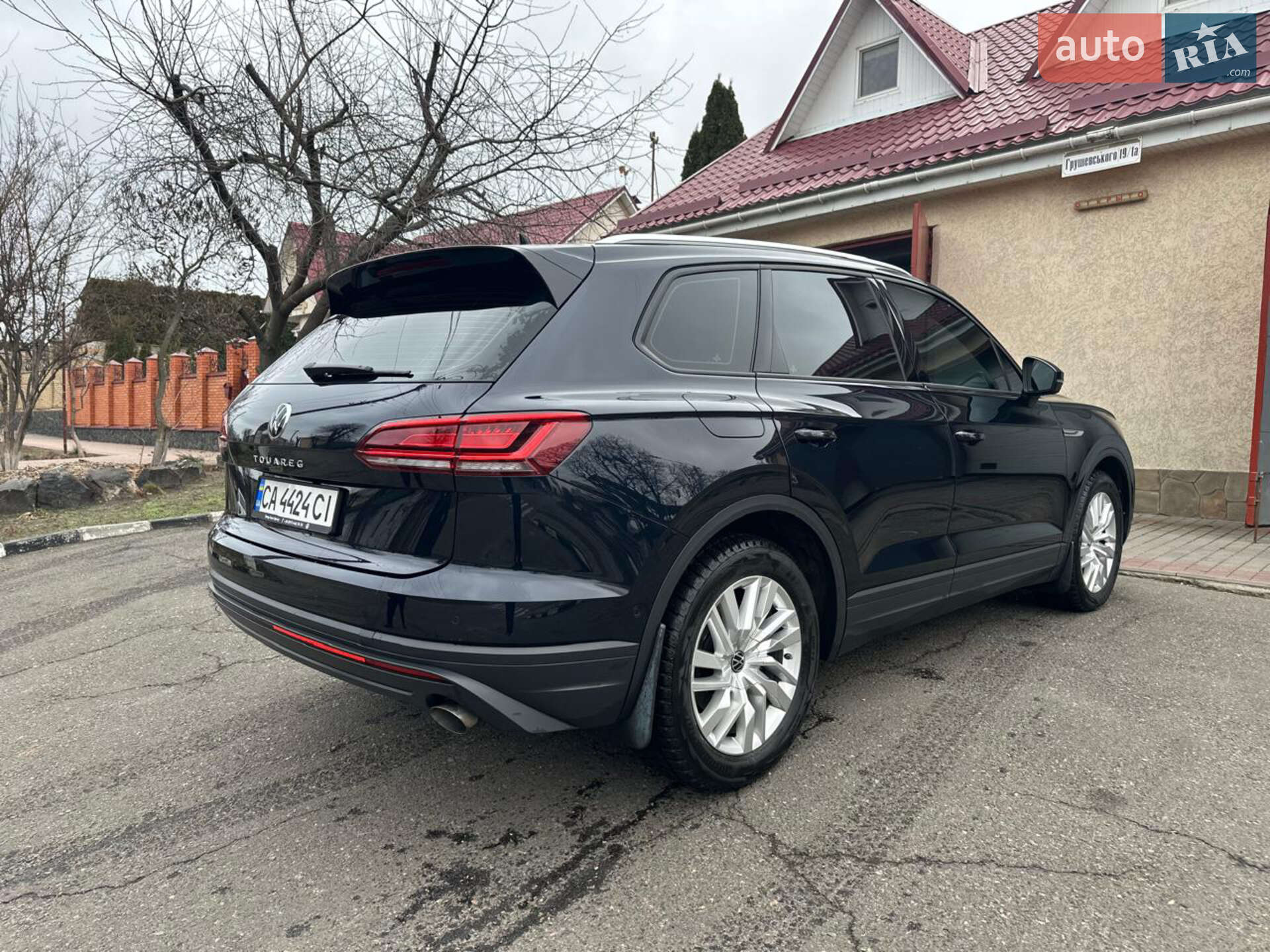 Volkswagen Touareg 2020 VIN WVGZZZCRZMD001367 фото оголошення 4 з 15