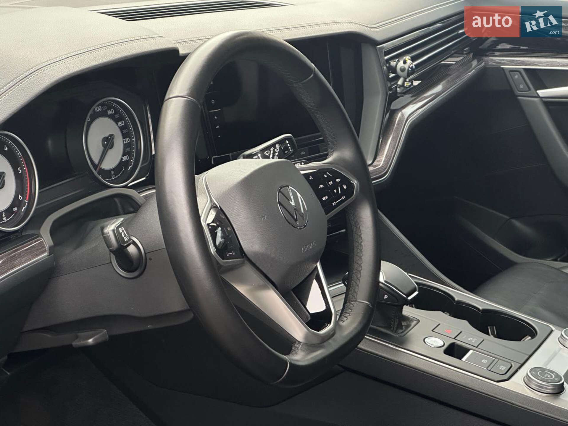 Volkswagen Touareg 2020 VIN WVGZZZCRZMD001367 фото оголошення 6 з 15