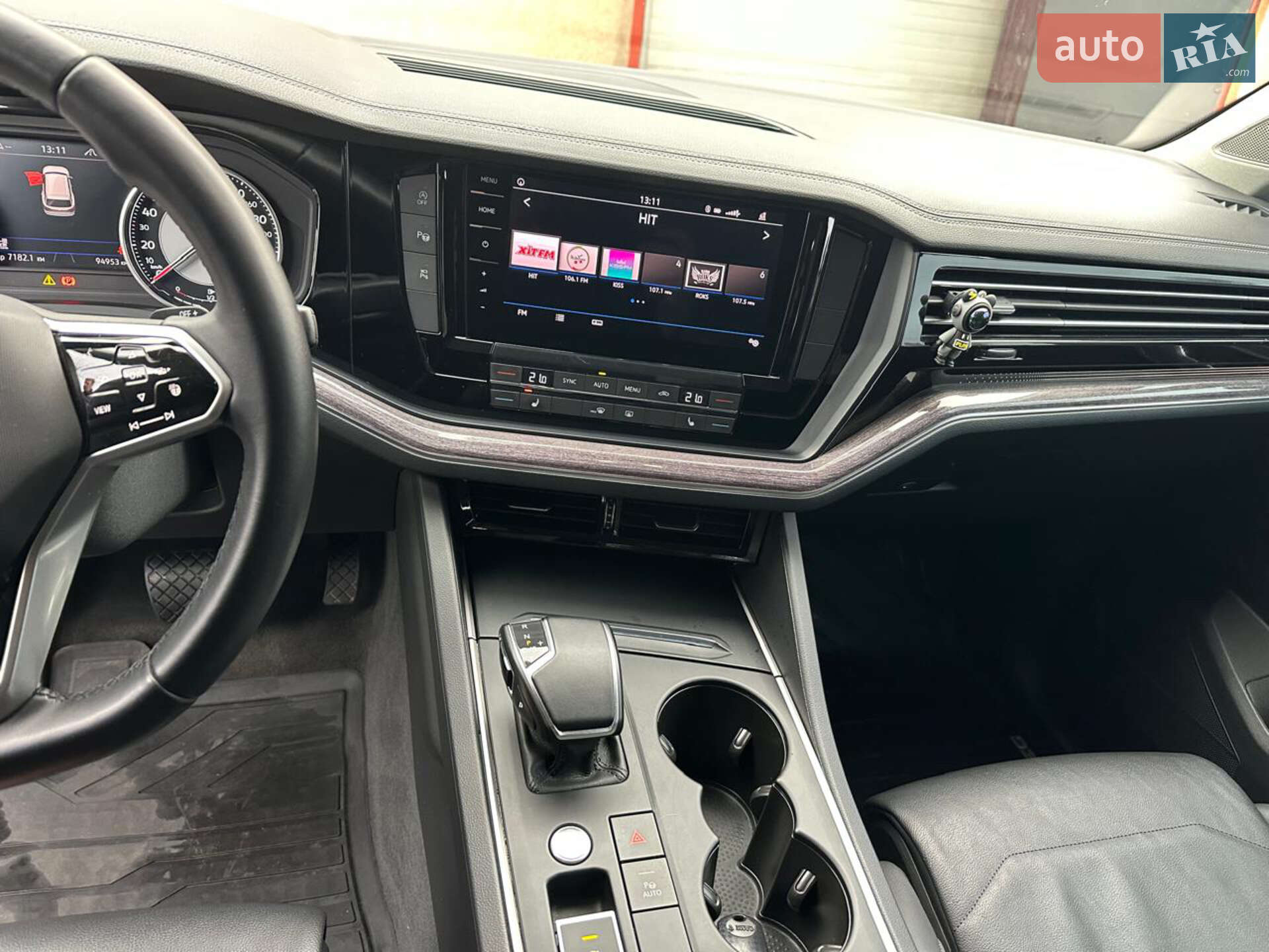 Volkswagen Touareg 2020 VIN WVGZZZCRZMD001367 фото оголошення 8 з 15