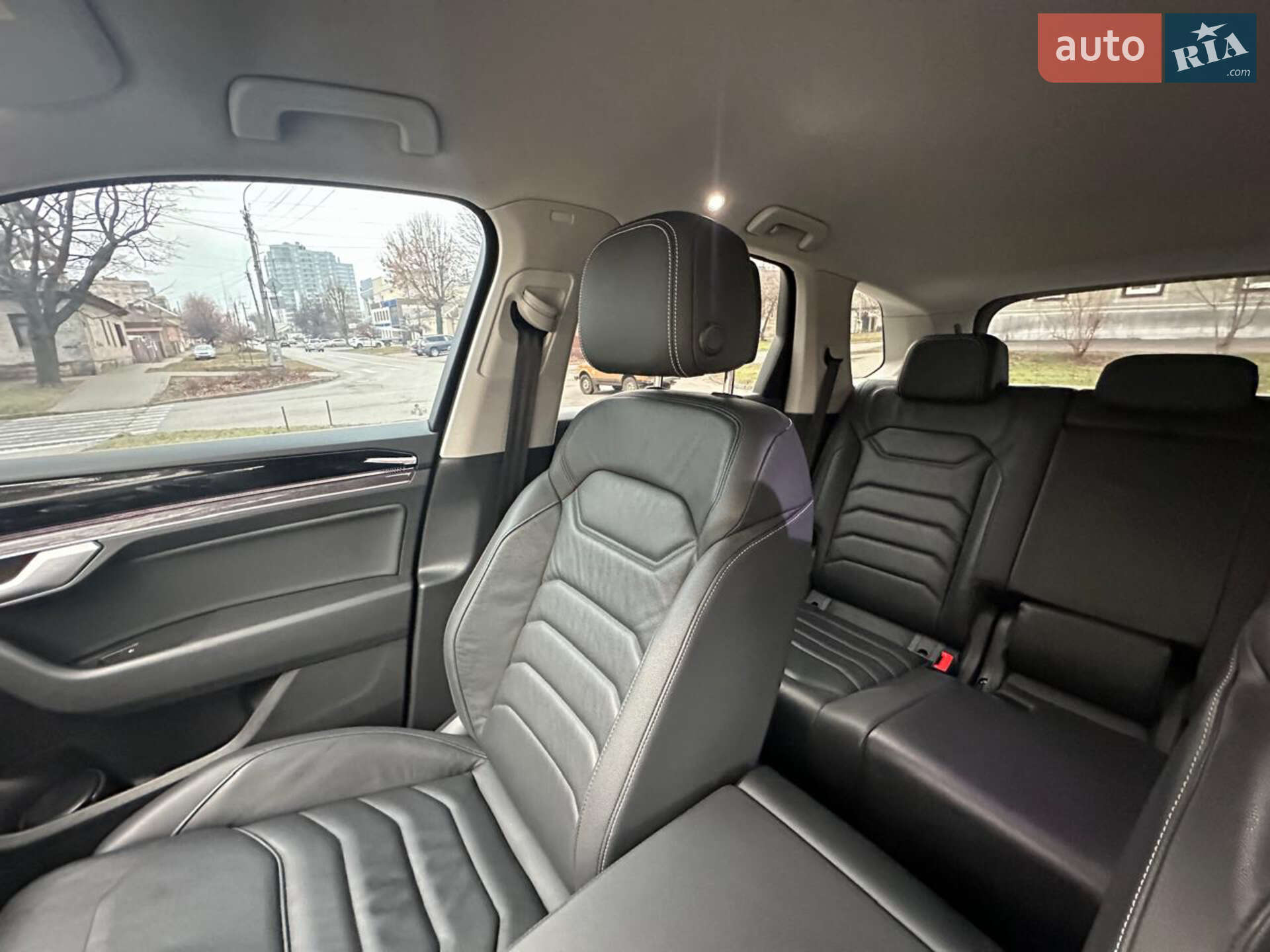 Volkswagen Touareg 2020 VIN WVGZZZCRZMD001367 фото оголошення 9 з 15