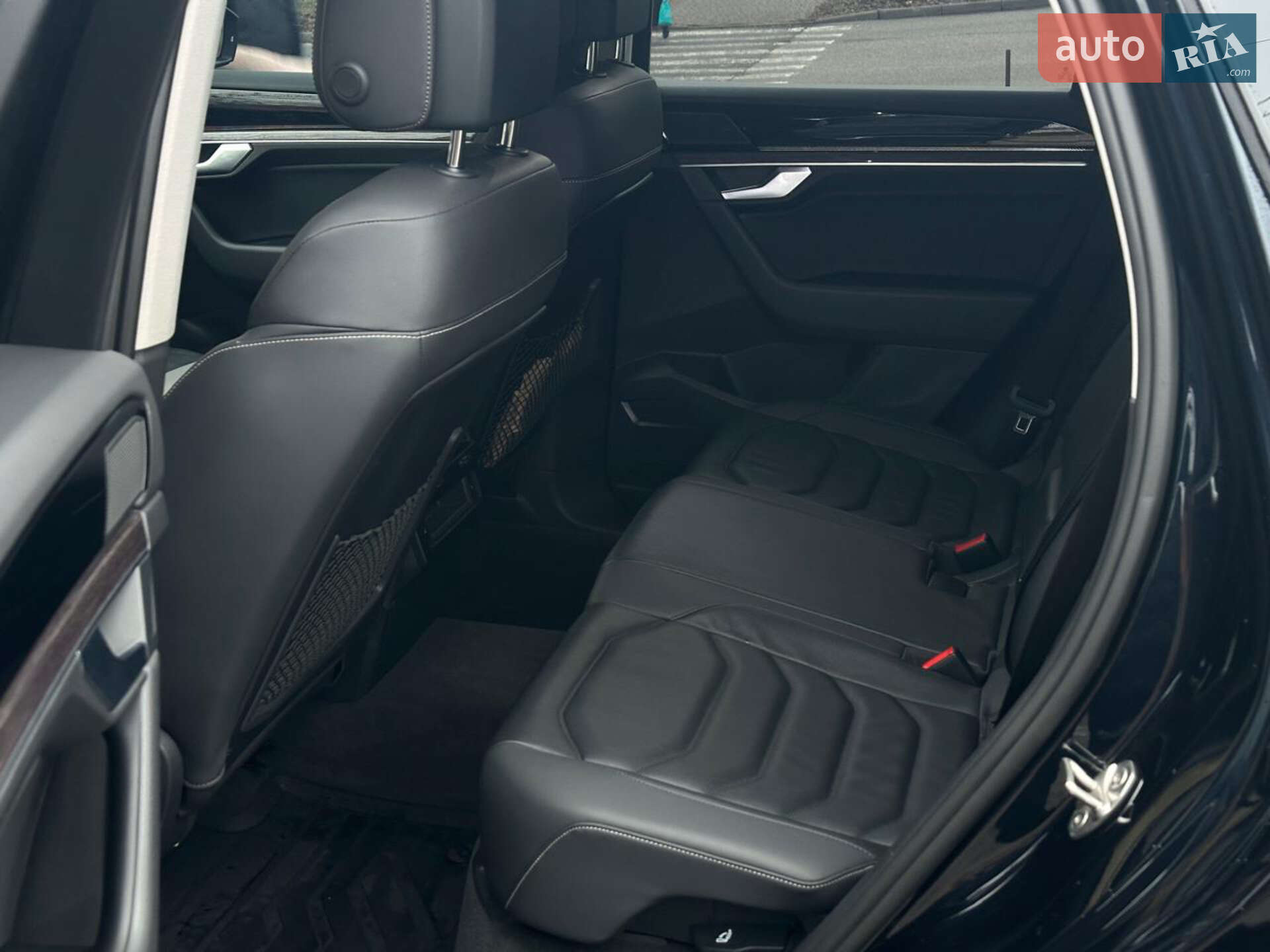 Volkswagen Touareg 2020 VIN WVGZZZCRZMD001367 фото оголошення 11 з 15