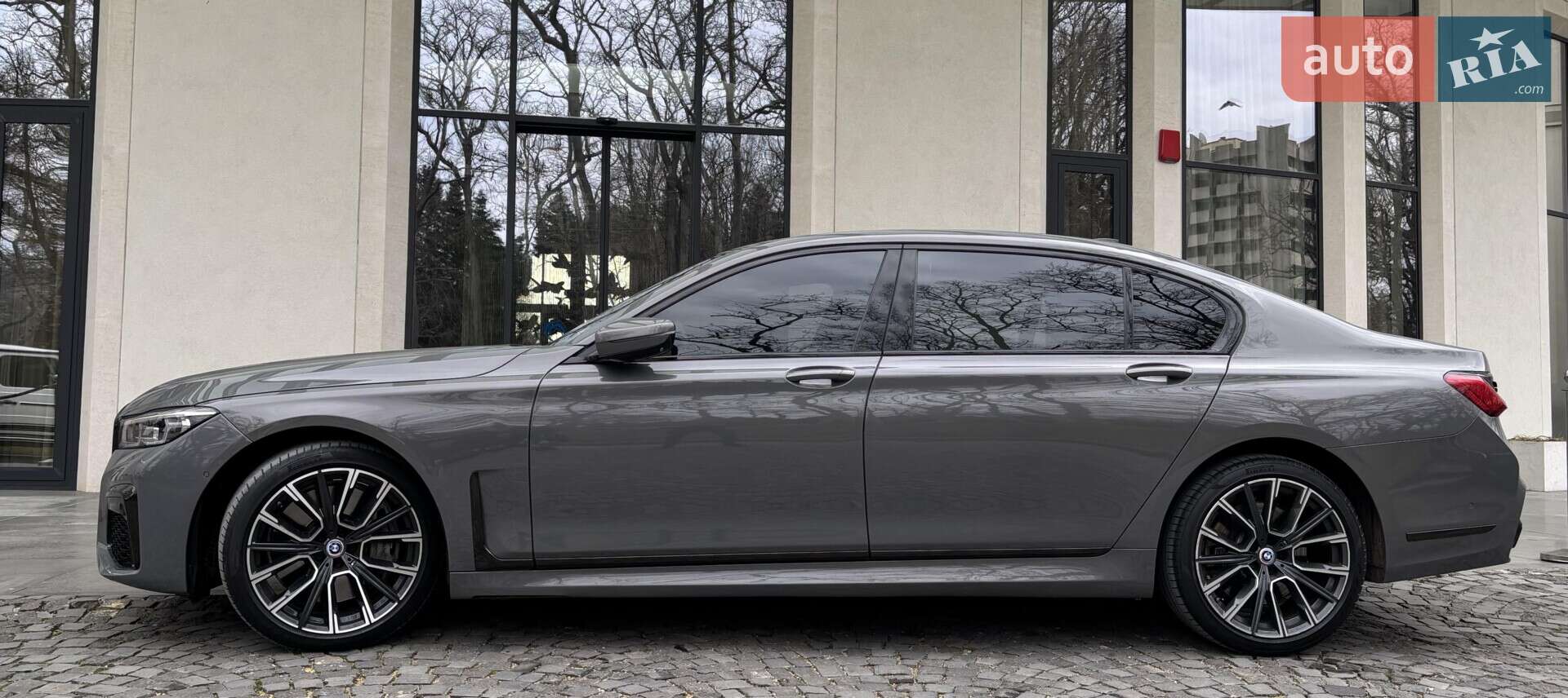BMW 7 Series 2019 VIN WBA7U2C00LBM61943 фото оголошення 5 з 11