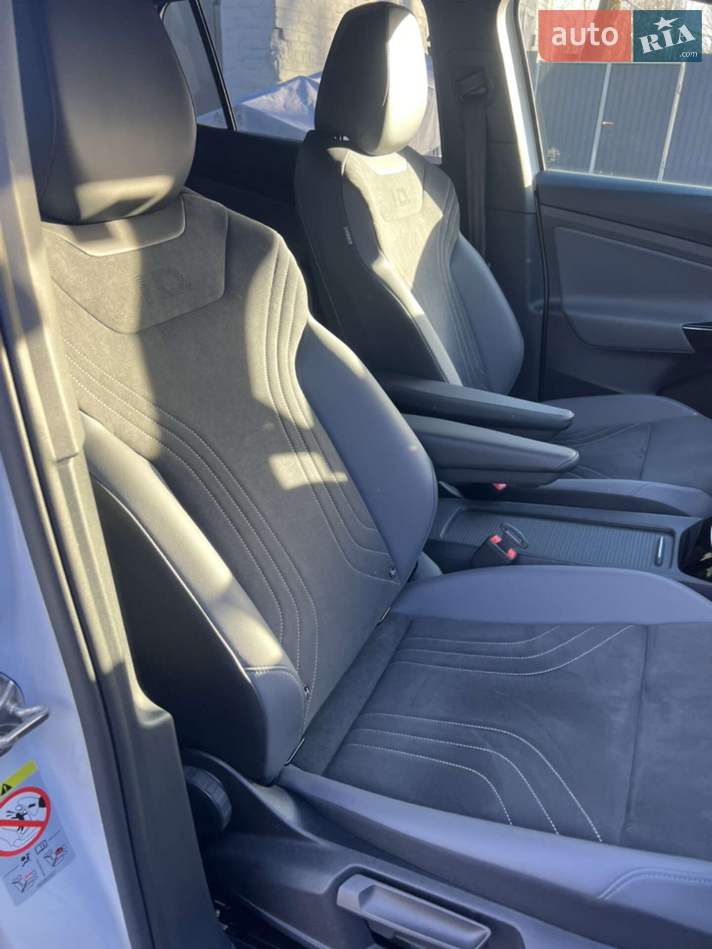 Volkswagen ID.4 2024 VIN WVGZZZE23SE004508 фото оголошення 12 з 18