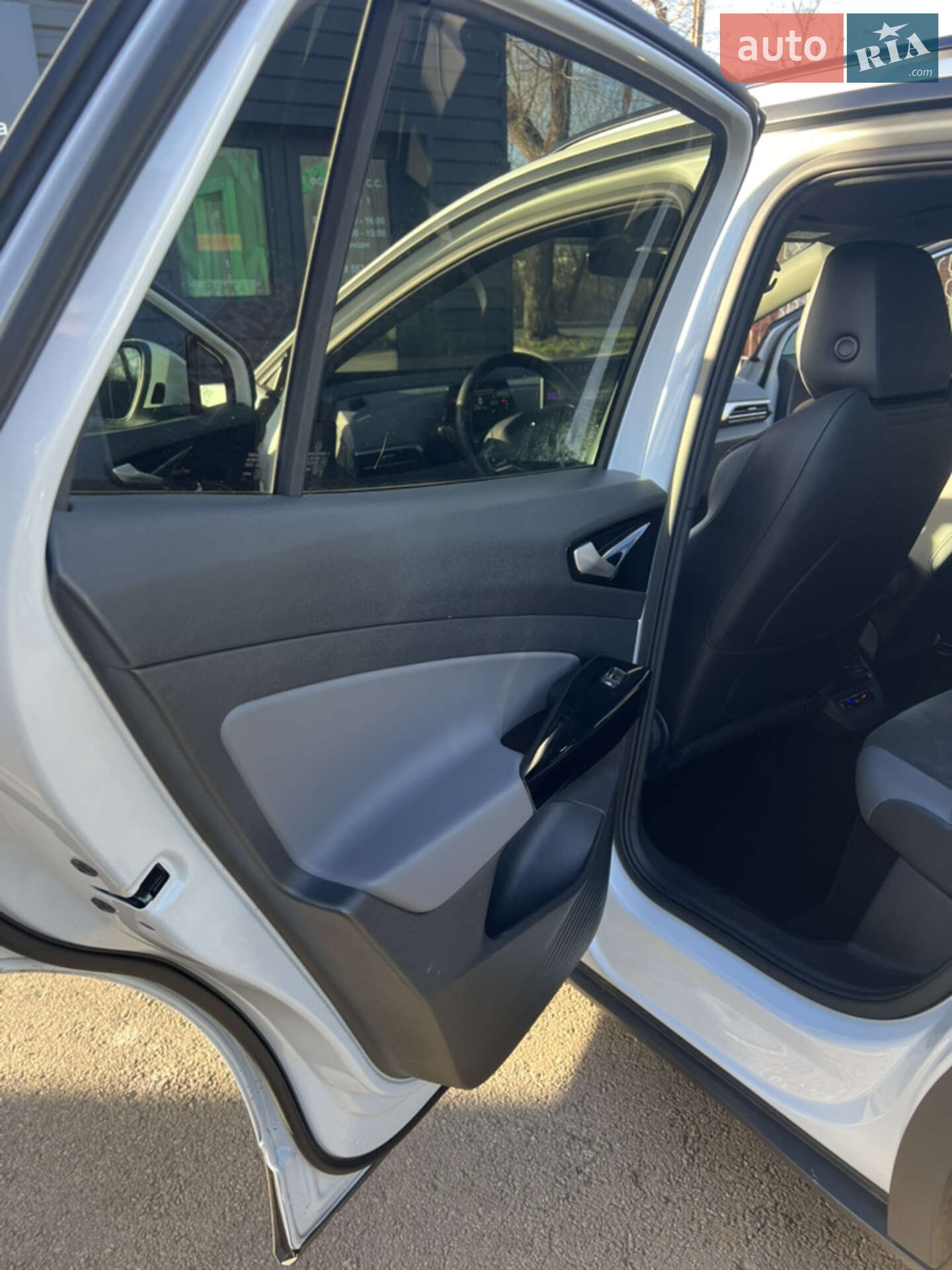 Volkswagen ID.4 2024 VIN WVGZZZE23SE004508 фото оголошення 16 з 18