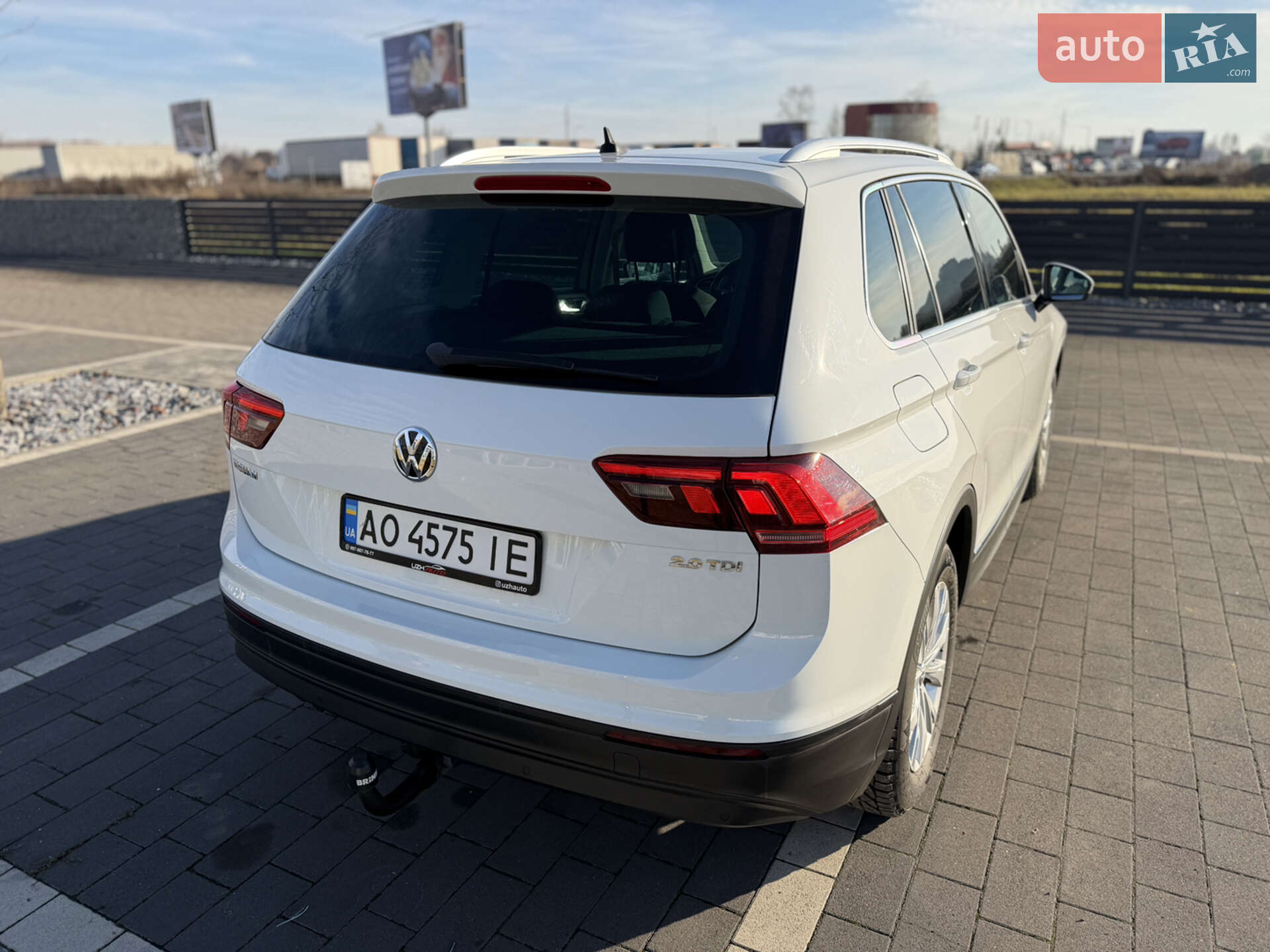 Volkswagen Tiguan 2017 VIN WVGZZZ5NZHW915704 фото оголошення 8 з 36
