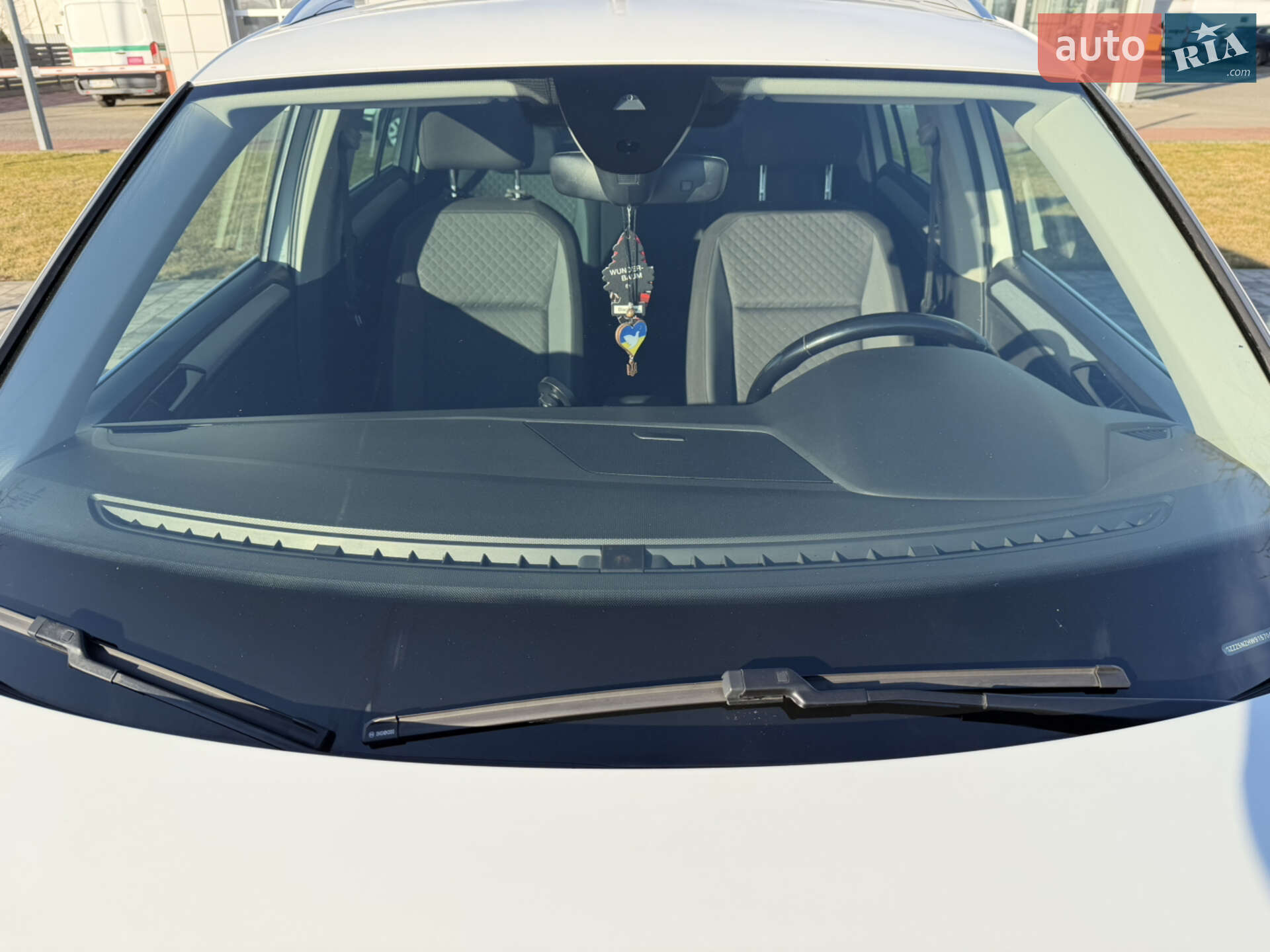 Volkswagen Tiguan 2017 VIN WVGZZZ5NZHW915704 фото оголошення 18 з 36