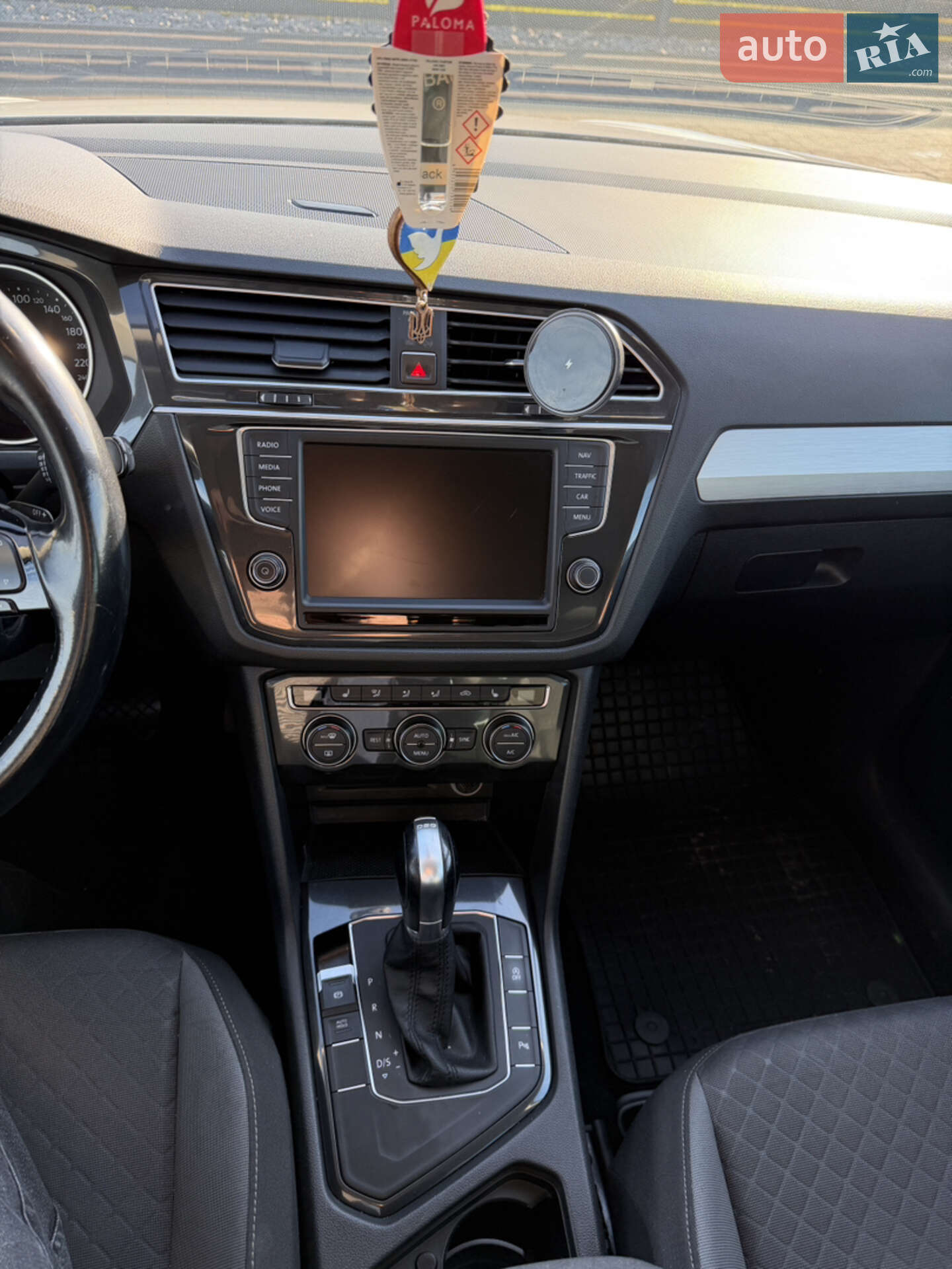Volkswagen Tiguan 2017 VIN WVGZZZ5NZHW915704 фото оголошення 23 з 36