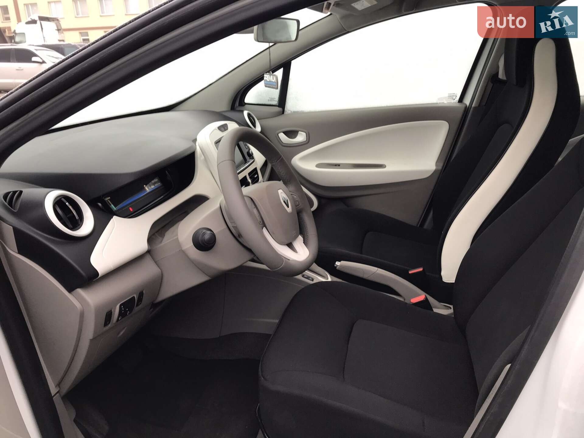 Renault Zoe 2019 VIN VF1AG000263640832 фото оголошення 9 з 12