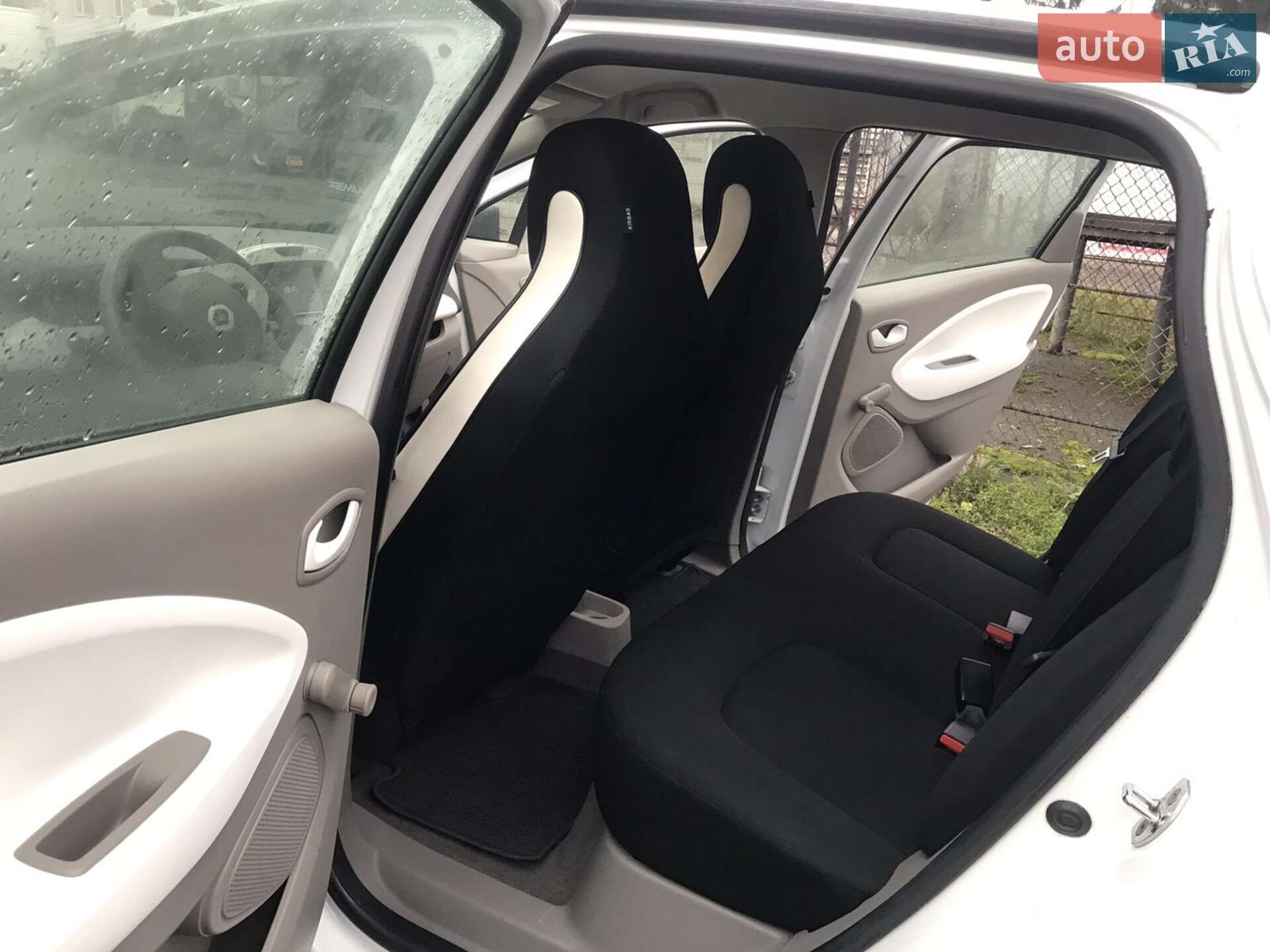 Renault Zoe 2019 VIN VF1AG000263640832 фото оголошення 11 з 12