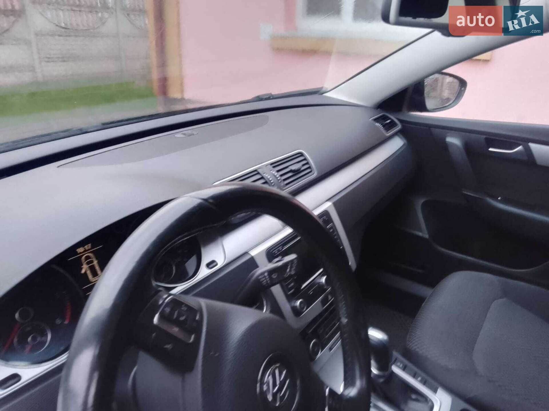 Volkswagen Passat 2011 VIN WVWZZZ3CZCE045655 фото оголошення 3 з 12