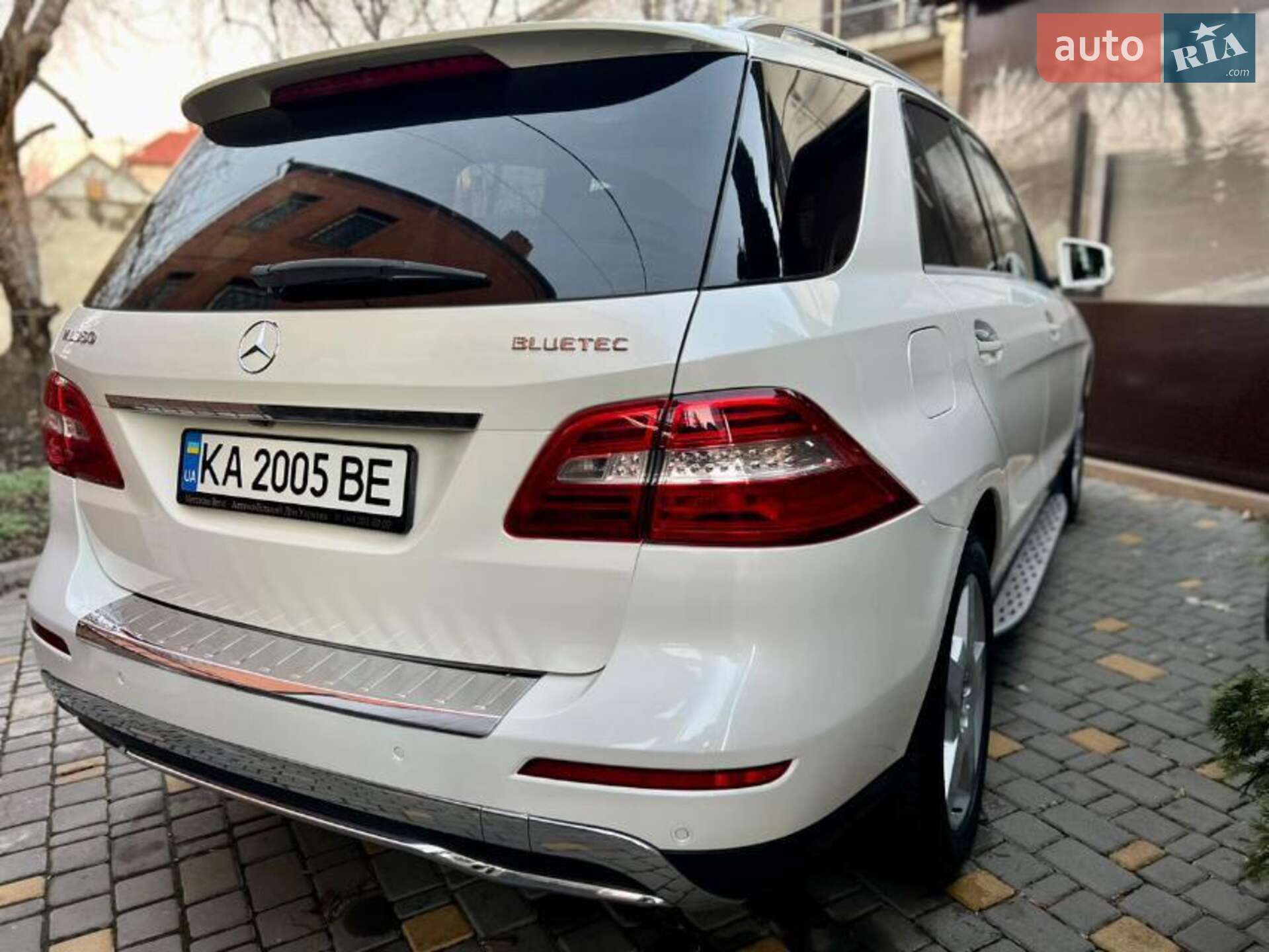 Mercedes-Benz M-Class 2011 VIN WDC1660241A019459 фото оголошення 4 з 16