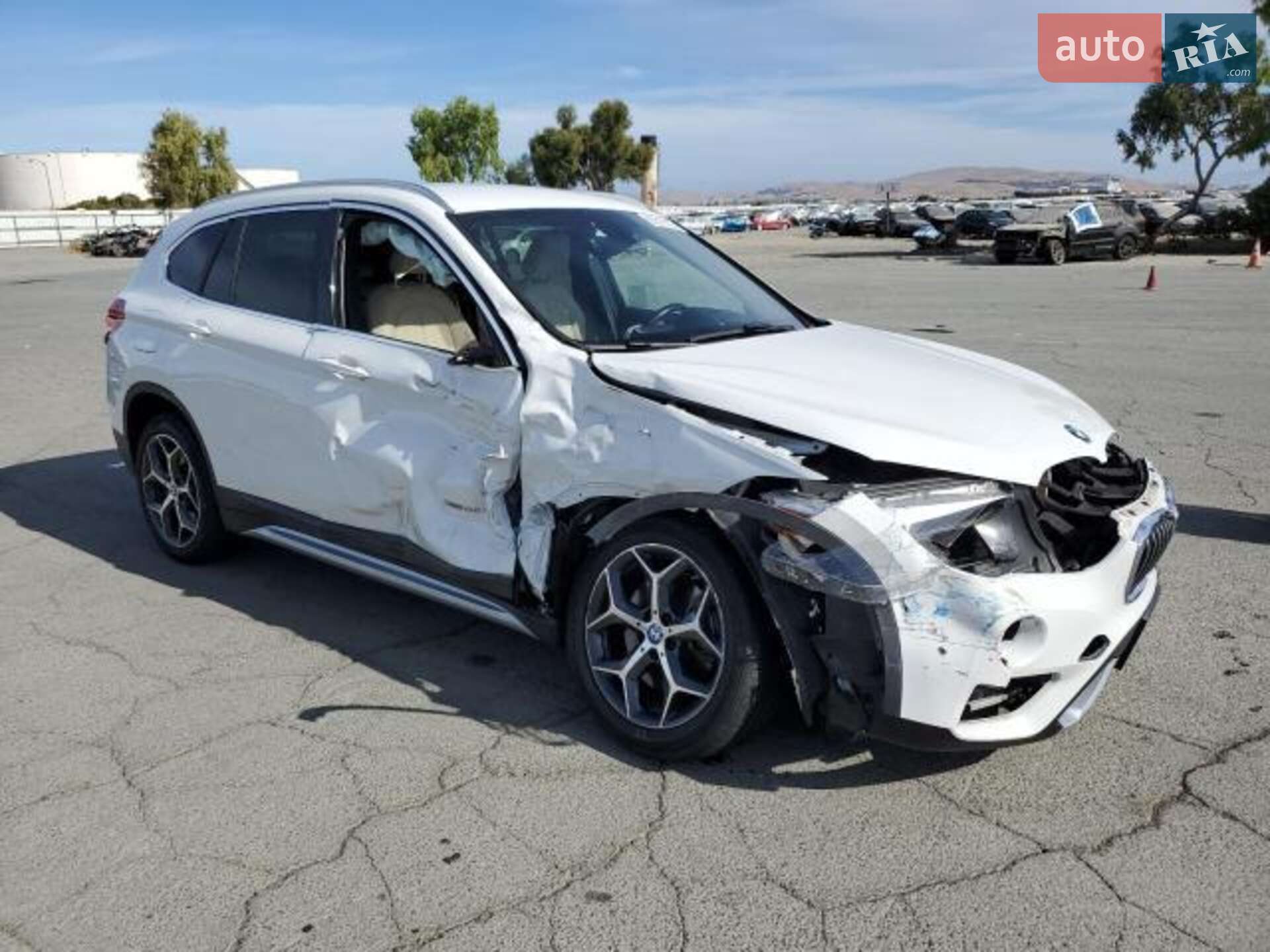 BMW X1 2017 VIN WBXHT3C37H5F81471 фото оголошення 7 з 12
