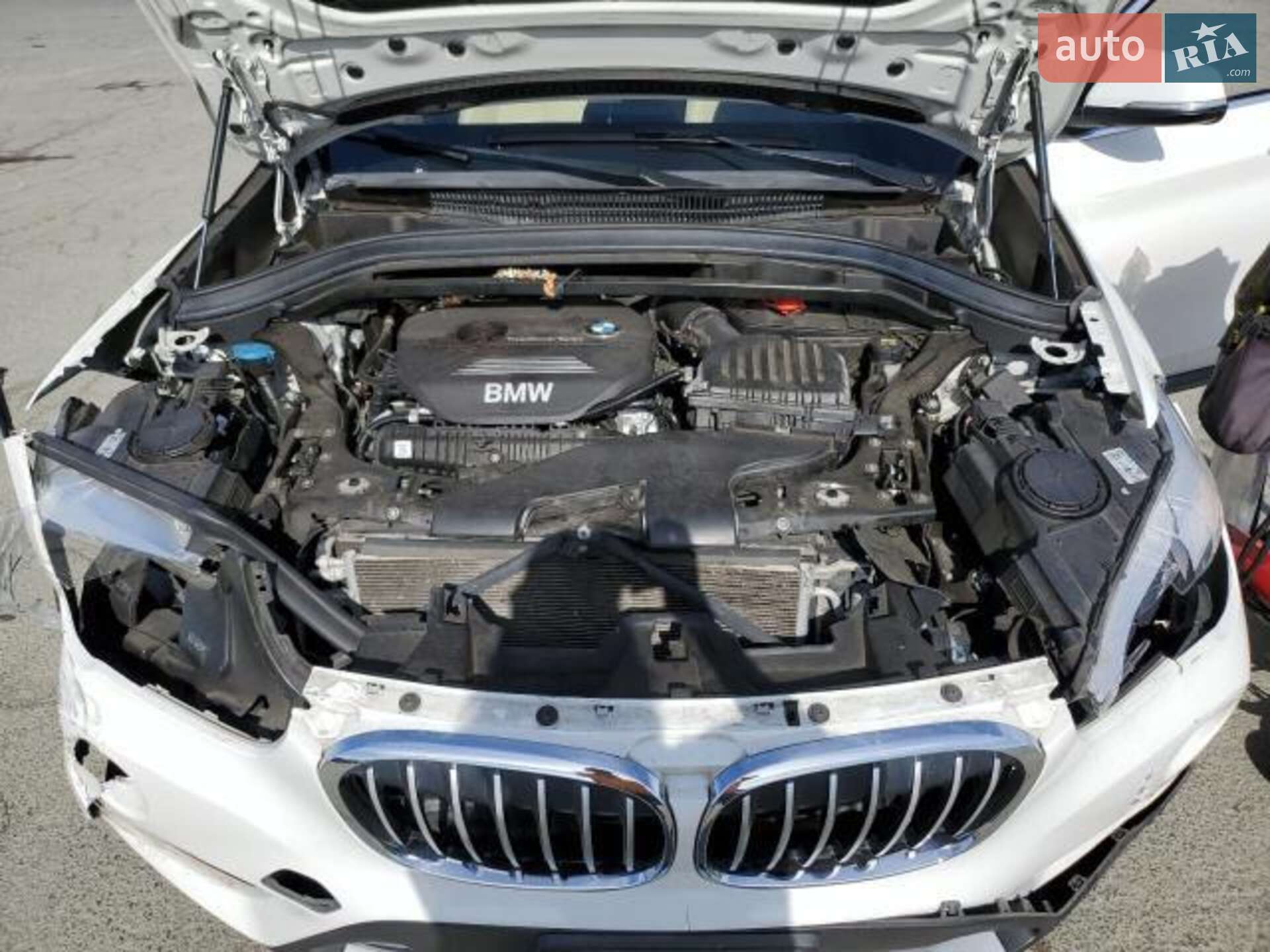 BMW X1 2017 VIN WBXHT3C37H5F81471 фото оголошення 10 з 12