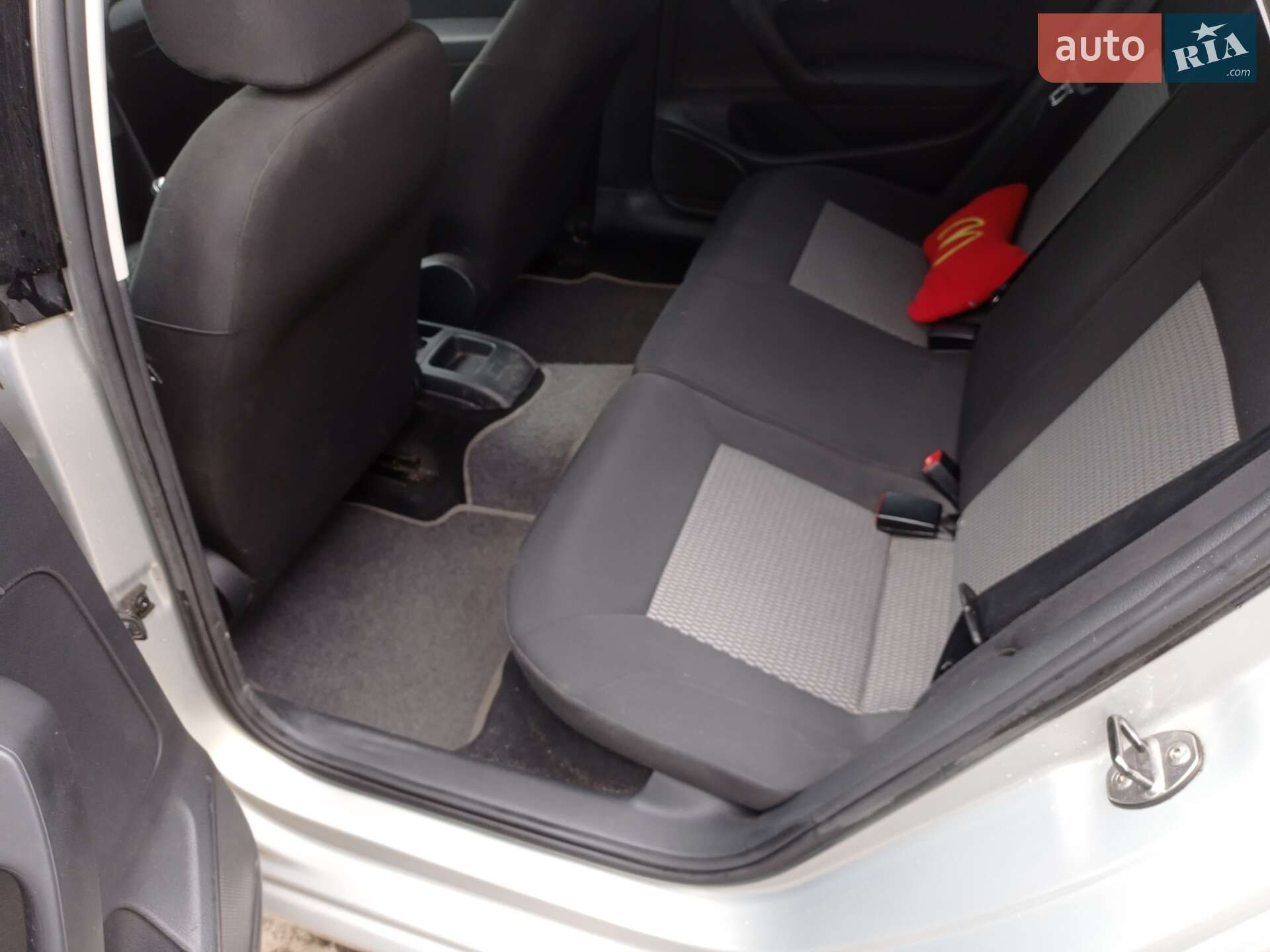 Volkswagen Polo 2012 VIN XW8ZZZ61ZDG034059 фото оголошення 4 з 5