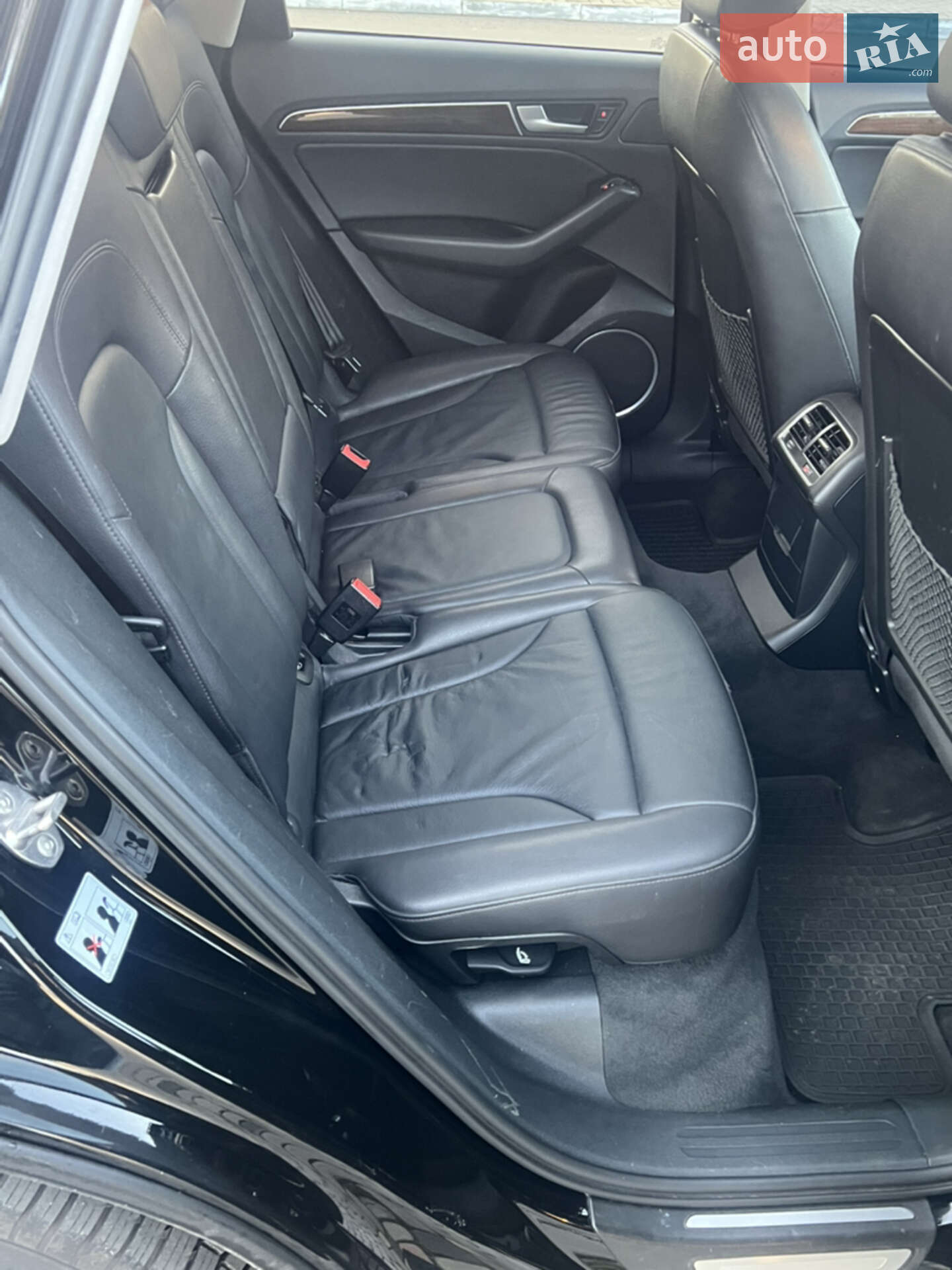 Audi Q5 2016 VIN WA1L2AFP0HA033596 фото оголошення 16 з 34