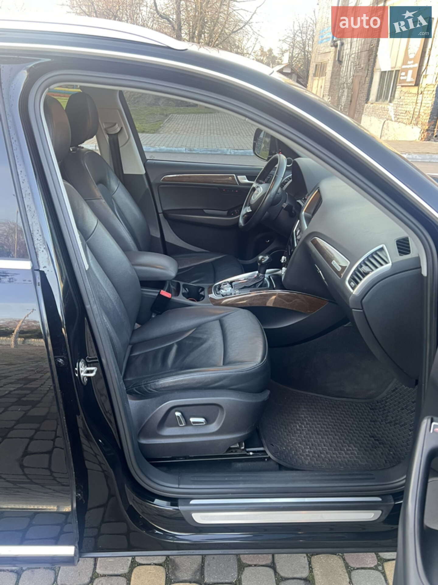 Audi Q5 2016 VIN WA1L2AFP0HA033596 фото оголошення 20 з 34