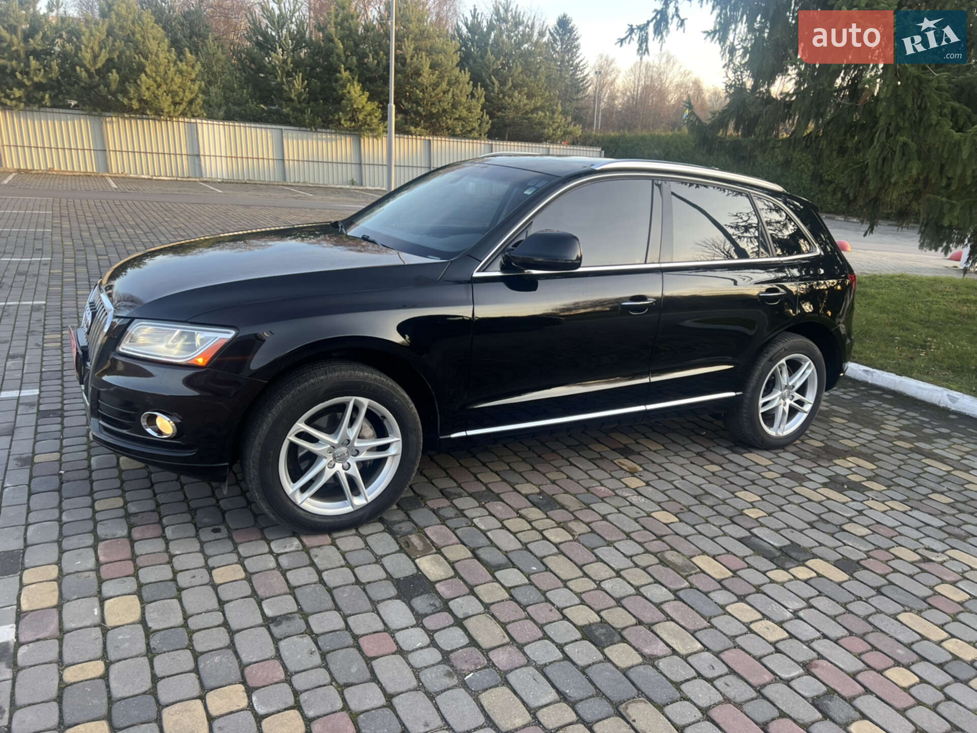 Audi Q5 2016 VIN WA1L2AFP0HA033596 фото оголошення 26 з 34