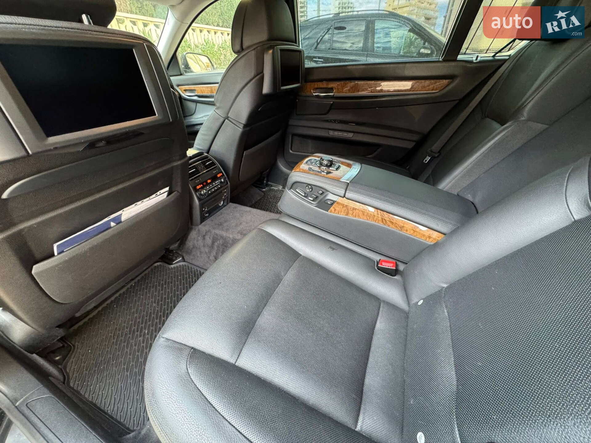 BMW 7 Series 2008 VIN WBAKB81080CY50356 фото оголошення 10 з 11