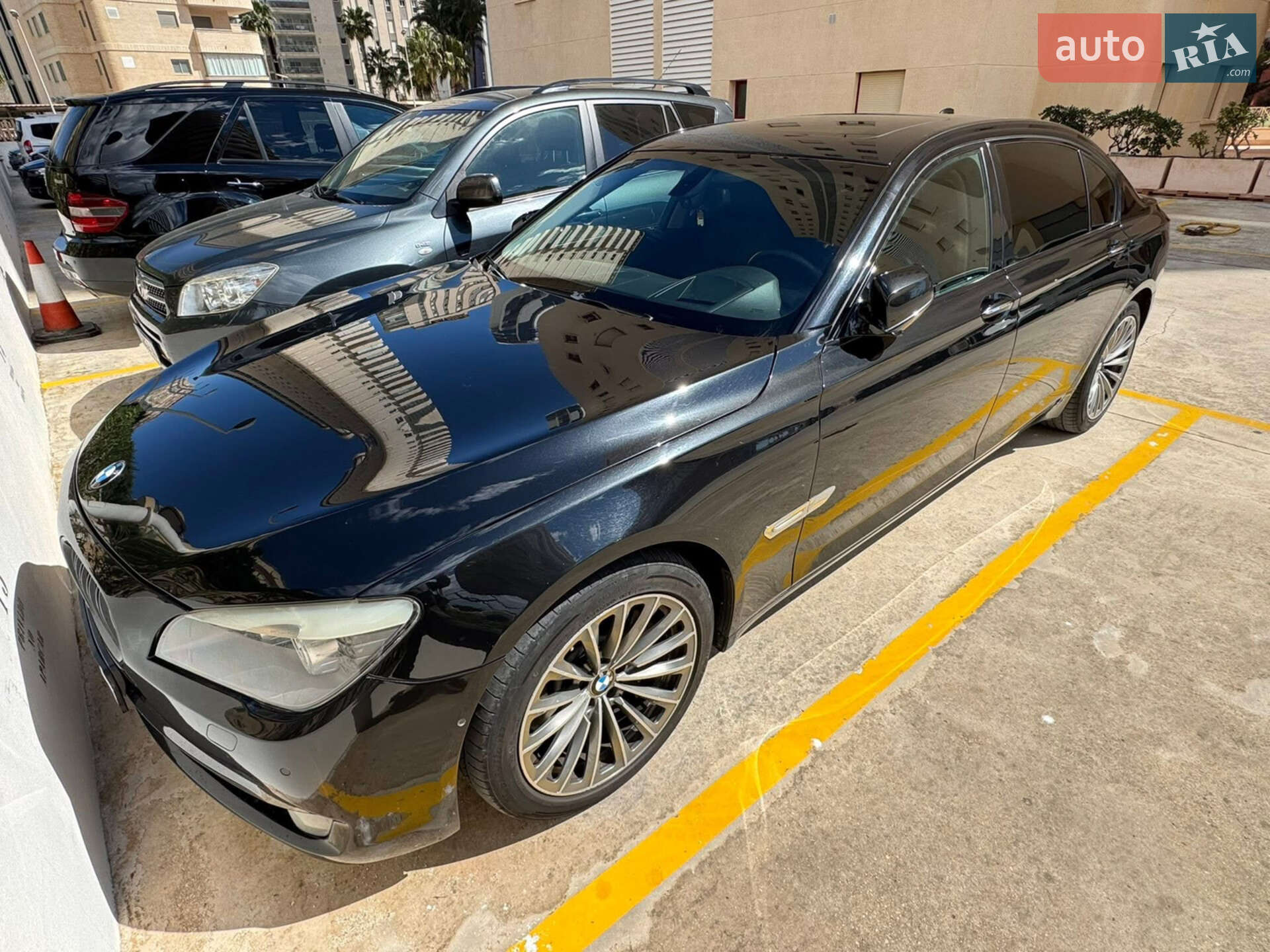 BMW 7 Series 2008 VIN WBAKB81080CY50356 фото оголошення 3 з 11