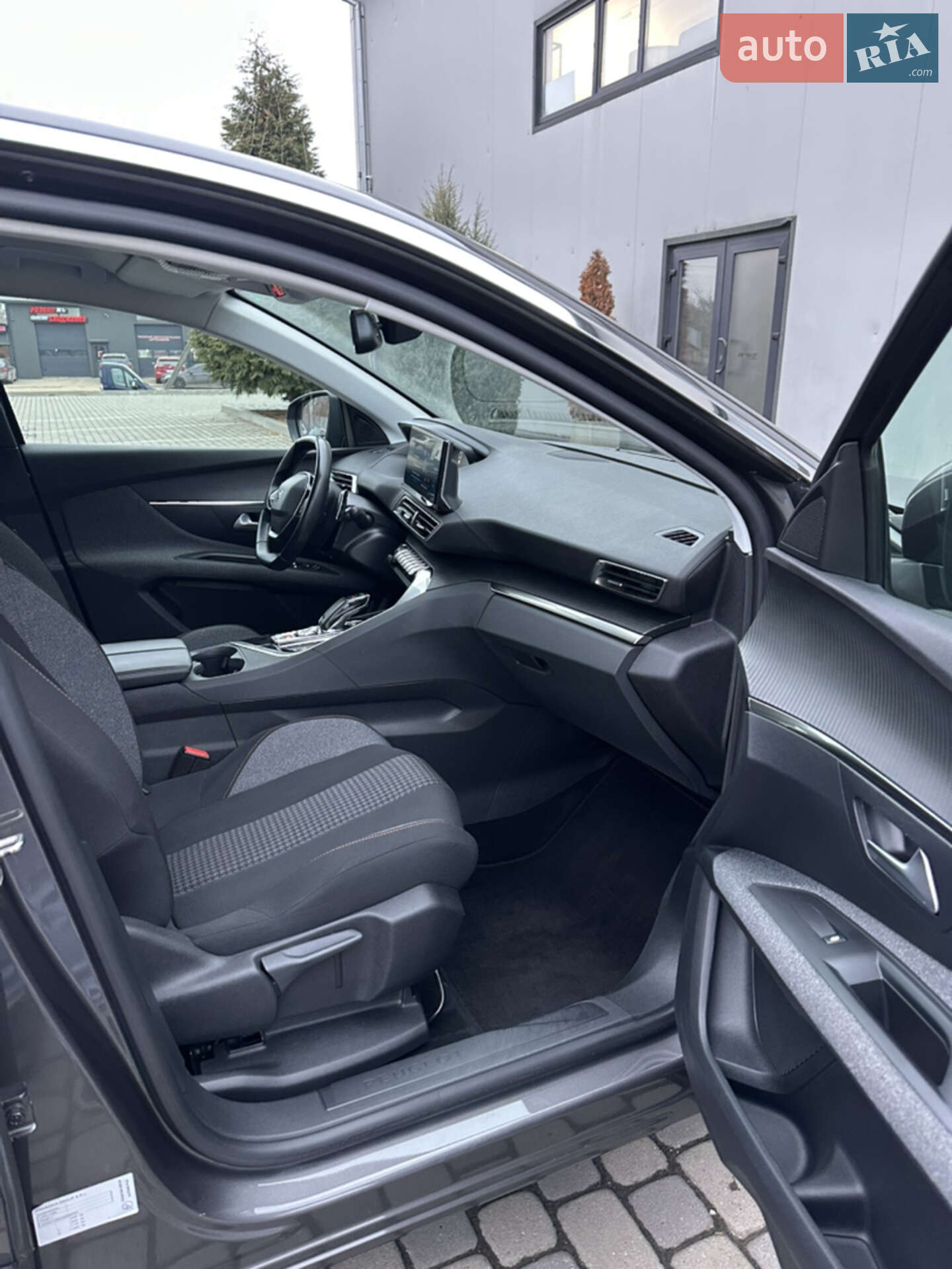 Peugeot 3008 2021 VIN VF3MCYHZUMS068353 фото оголошення 4 з 35