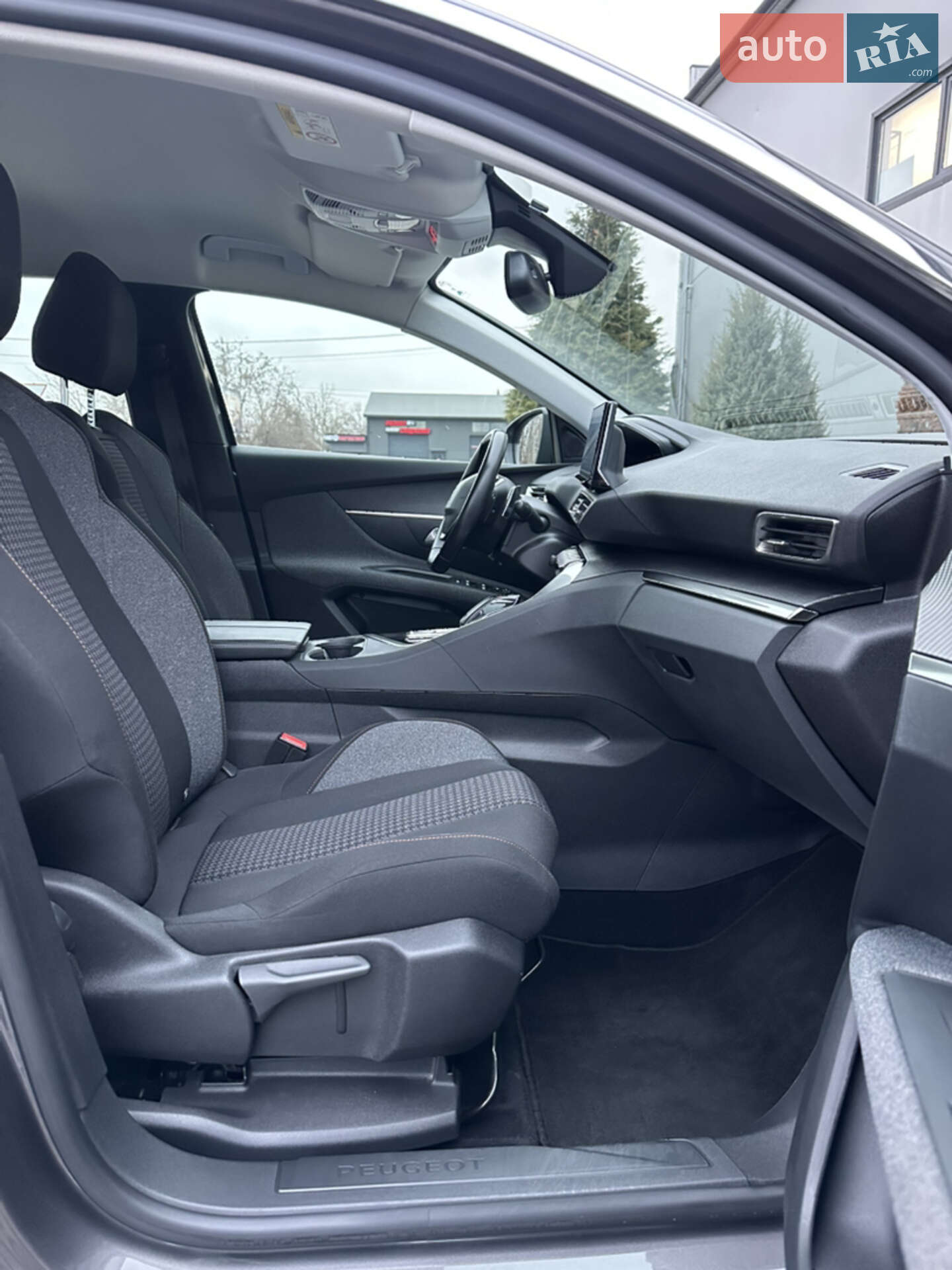 Peugeot 3008 2021 VIN VF3MCYHZUMS068353 фото оголошення 7 з 35