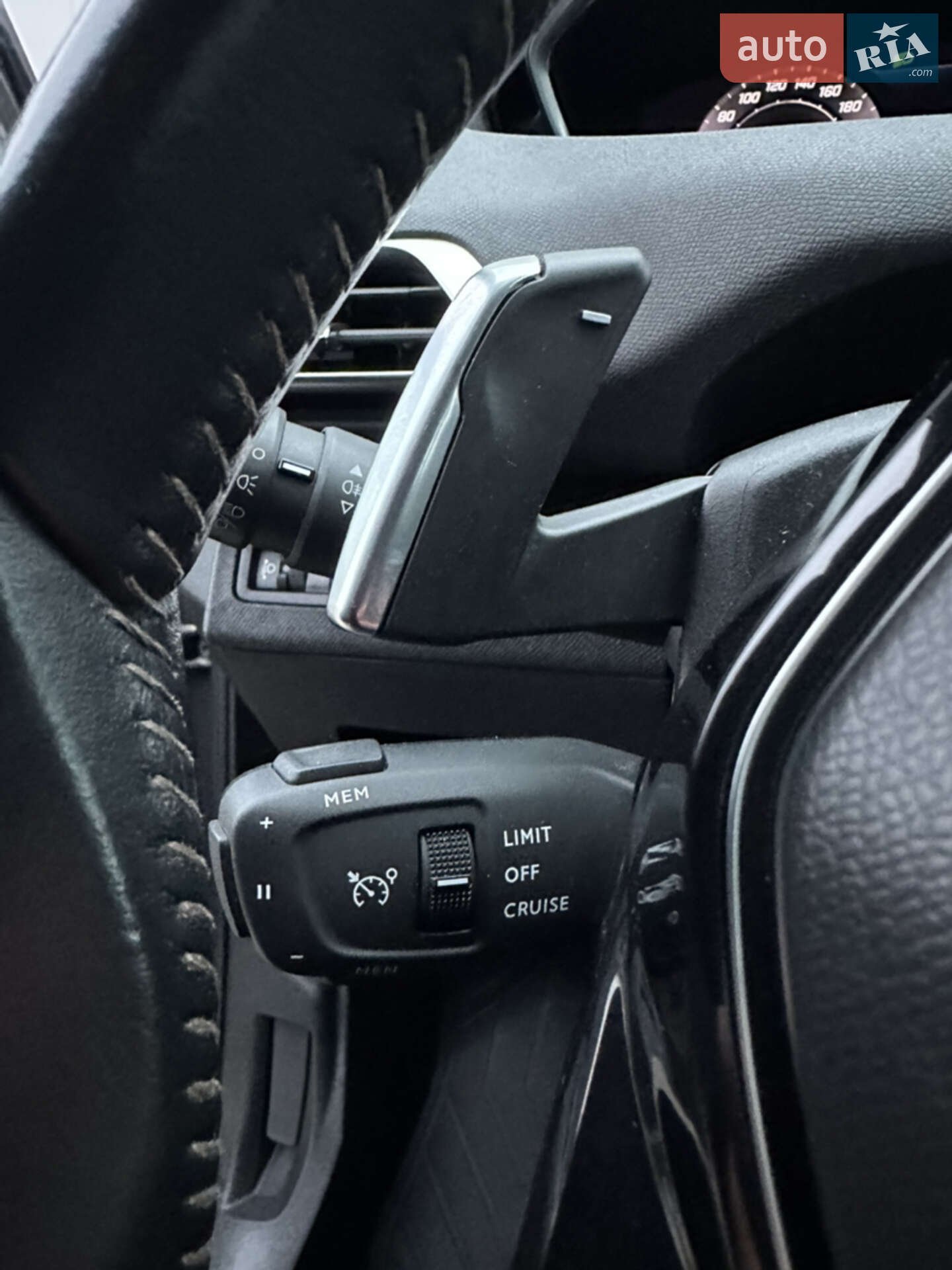 Peugeot 3008 2021 VIN VF3MCYHZUMS068353 фото оголошення 24 з 35