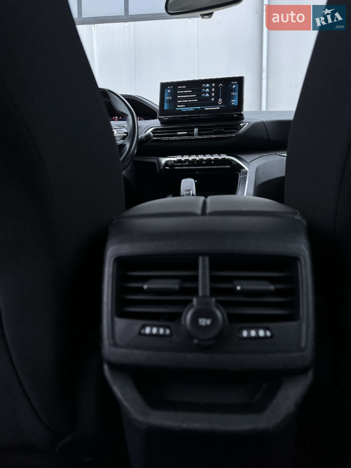 Peugeot 3008 2021 VIN VF3MCYHZUMS068353 фото оголошення 28 з 35