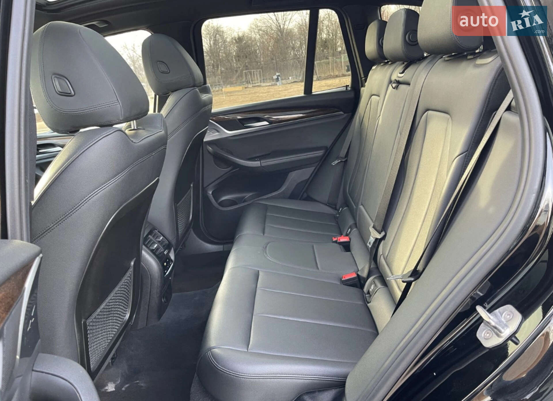 BMW X3 2019 VIN 5UXTR7C51KLR50466 фото оголошення 21 з 27