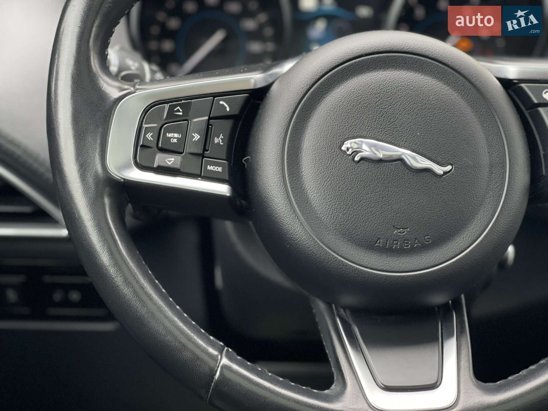 Jaguar F-Pace 2019 VIN SADCK2GXXLA635154 фото оголошення 23 з 33