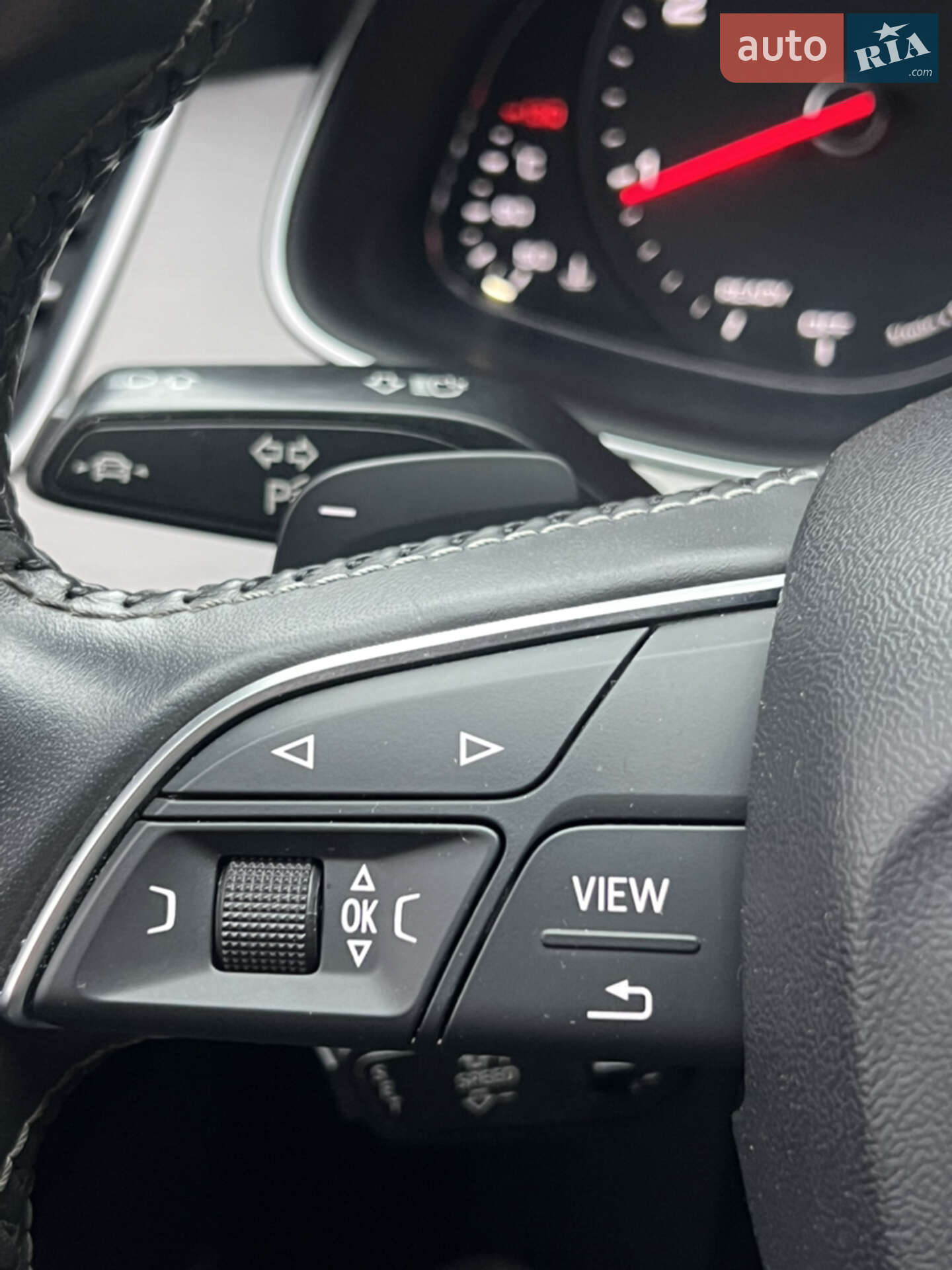 Audi Q7 2016 VIN WAUZZZ4M8GD038056 фото оголошення 49 з 56