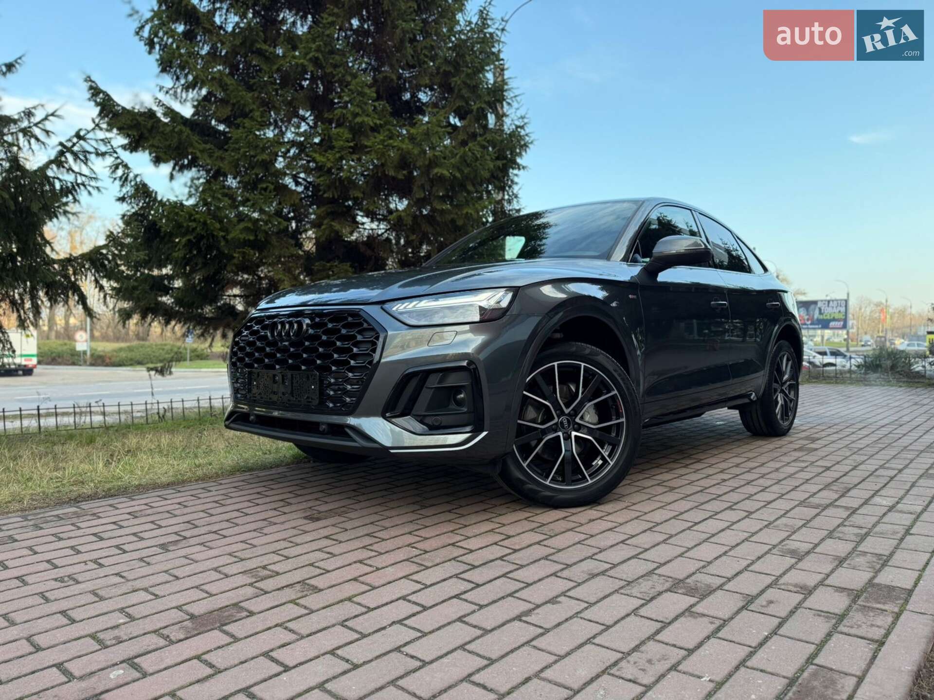 Audi Q5 2022 VIN WAUZZZFY8N2105943 фото оголошення 5 з 57