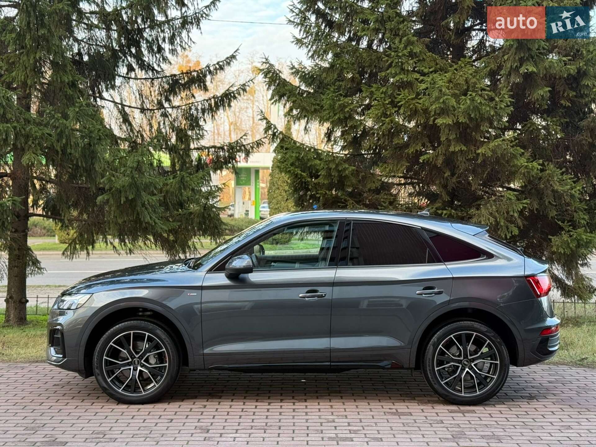 Audi Q5 2022 VIN WAUZZZFY8N2105943 фото оголошення 6 з 57