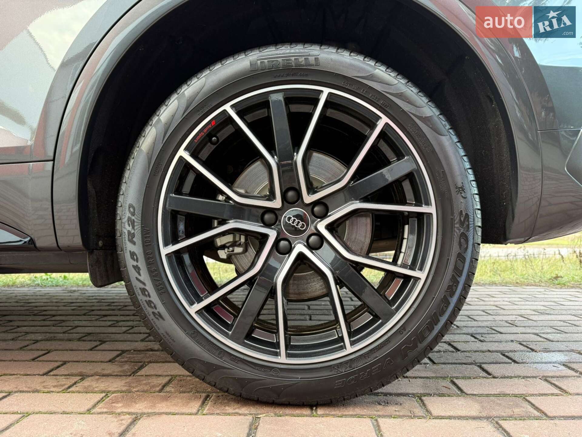 Audi Q5 2022 VIN WAUZZZFY8N2105943 фото оголошення 8 з 57