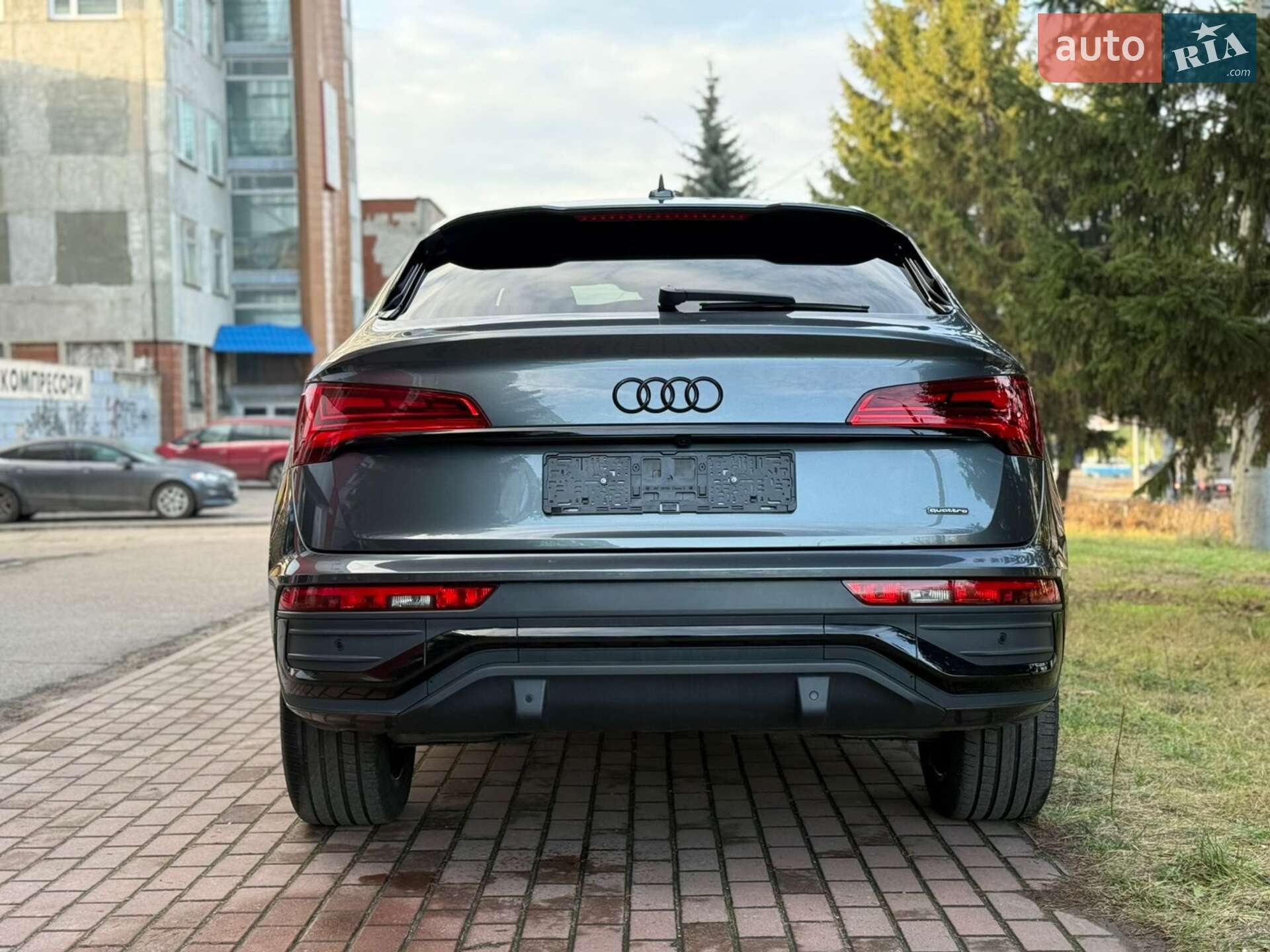 Audi Q5 2022 VIN WAUZZZFY8N2105943 фото оголошення 9 з 57