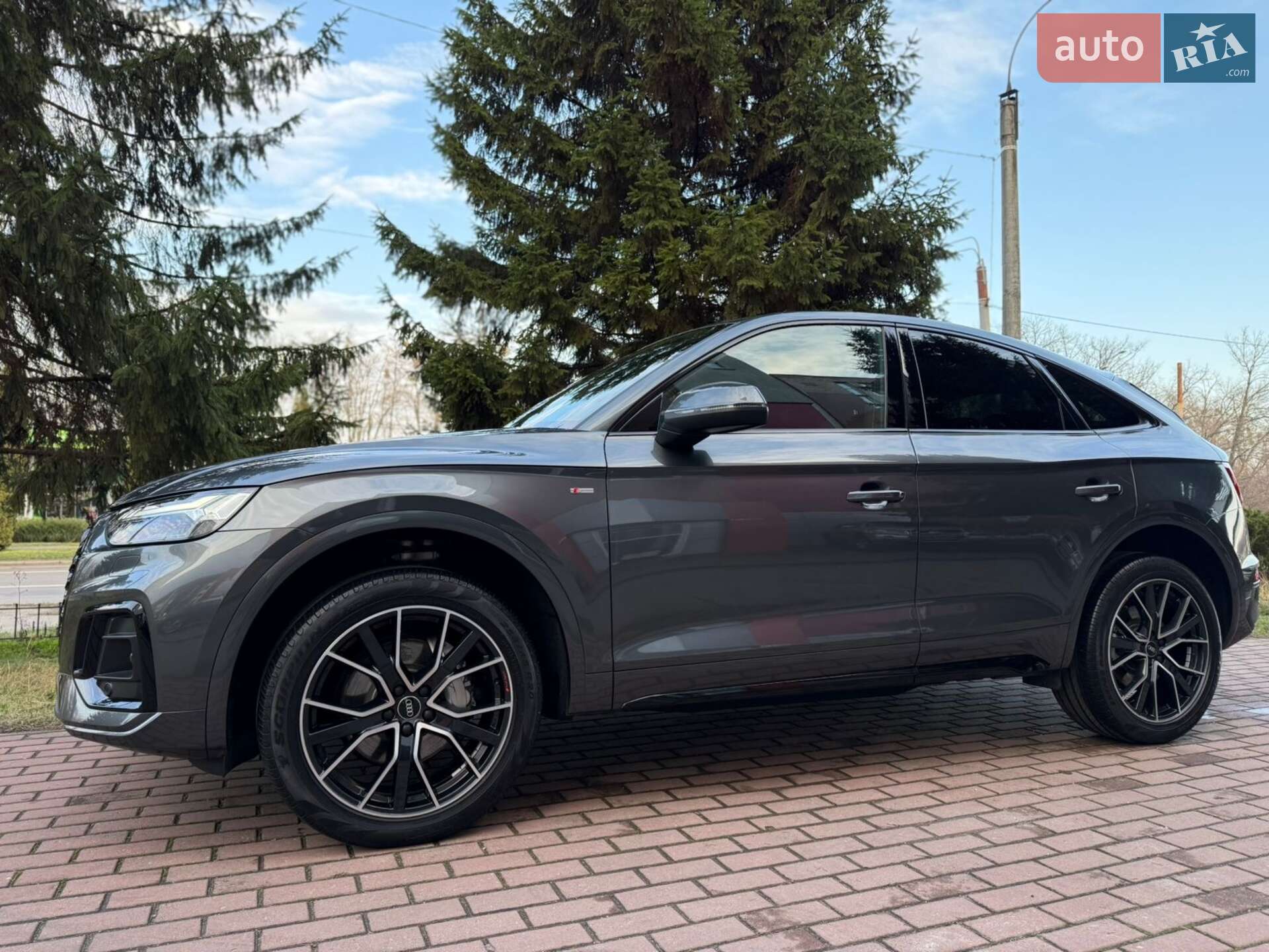 Audi Q5 2022 VIN WAUZZZFY8N2105943 фото оголошення 12 з 57