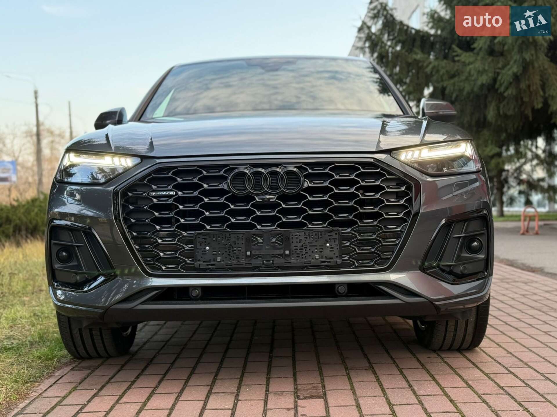 Audi Q5 2022 VIN WAUZZZFY8N2105943 фото оголошення 14 з 57