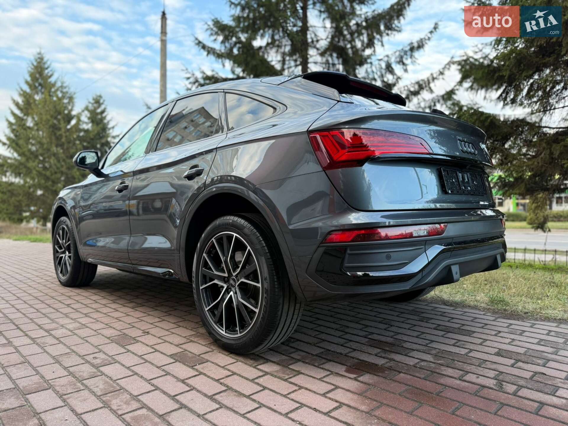Audi Q5 2022 VIN WAUZZZFY8N2105943 фото оголошення 24 з 57