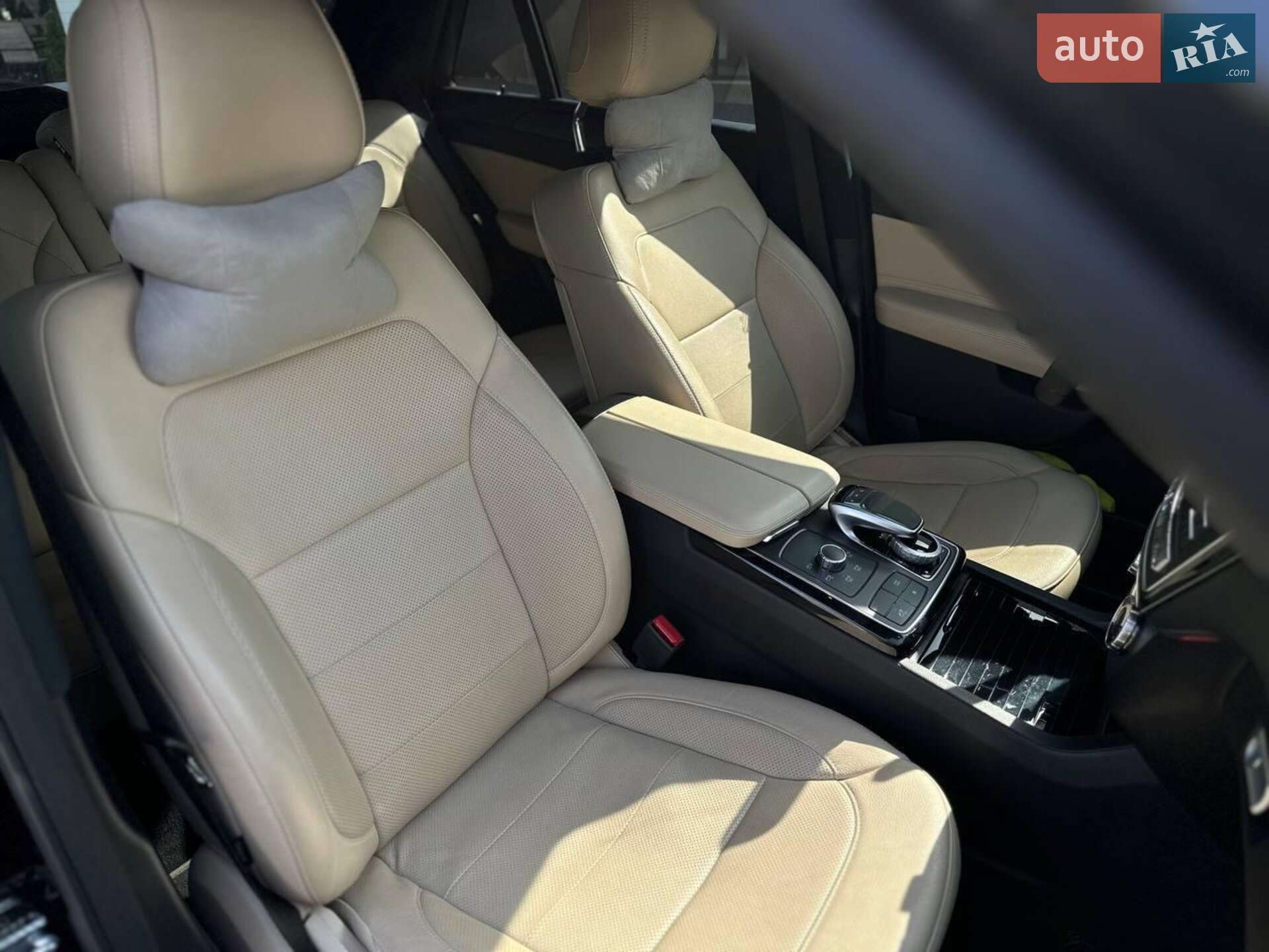 Mercedes-Benz GLE-Class 2018 VIN 4JGDA5HB3JB153815 фото оголошення 5 з 17