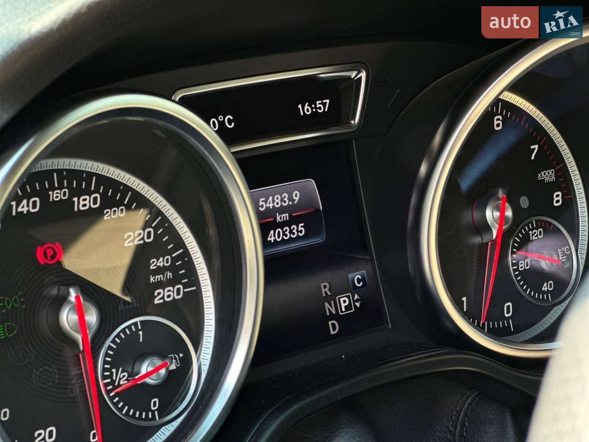 Mercedes-Benz GLE-Class 2018 VIN 4JGDA5HB3JB153815 фото оголошення 4 з 17
