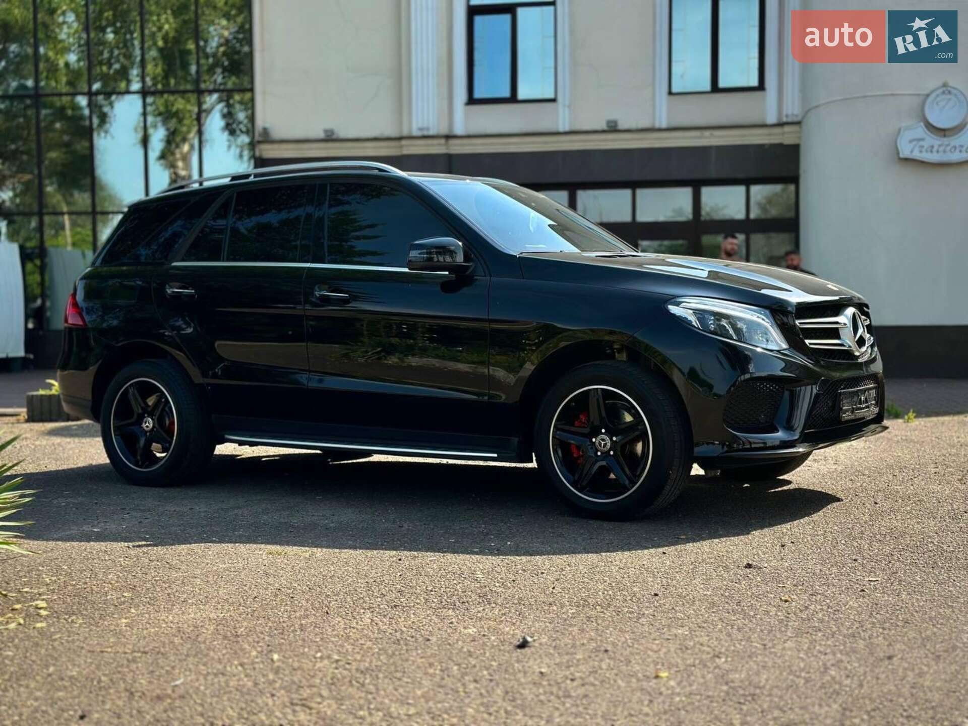 Mercedes-Benz GLE-Class 2018 VIN 4JGDA5HB3JB153815 фото оголошення 15 з 17