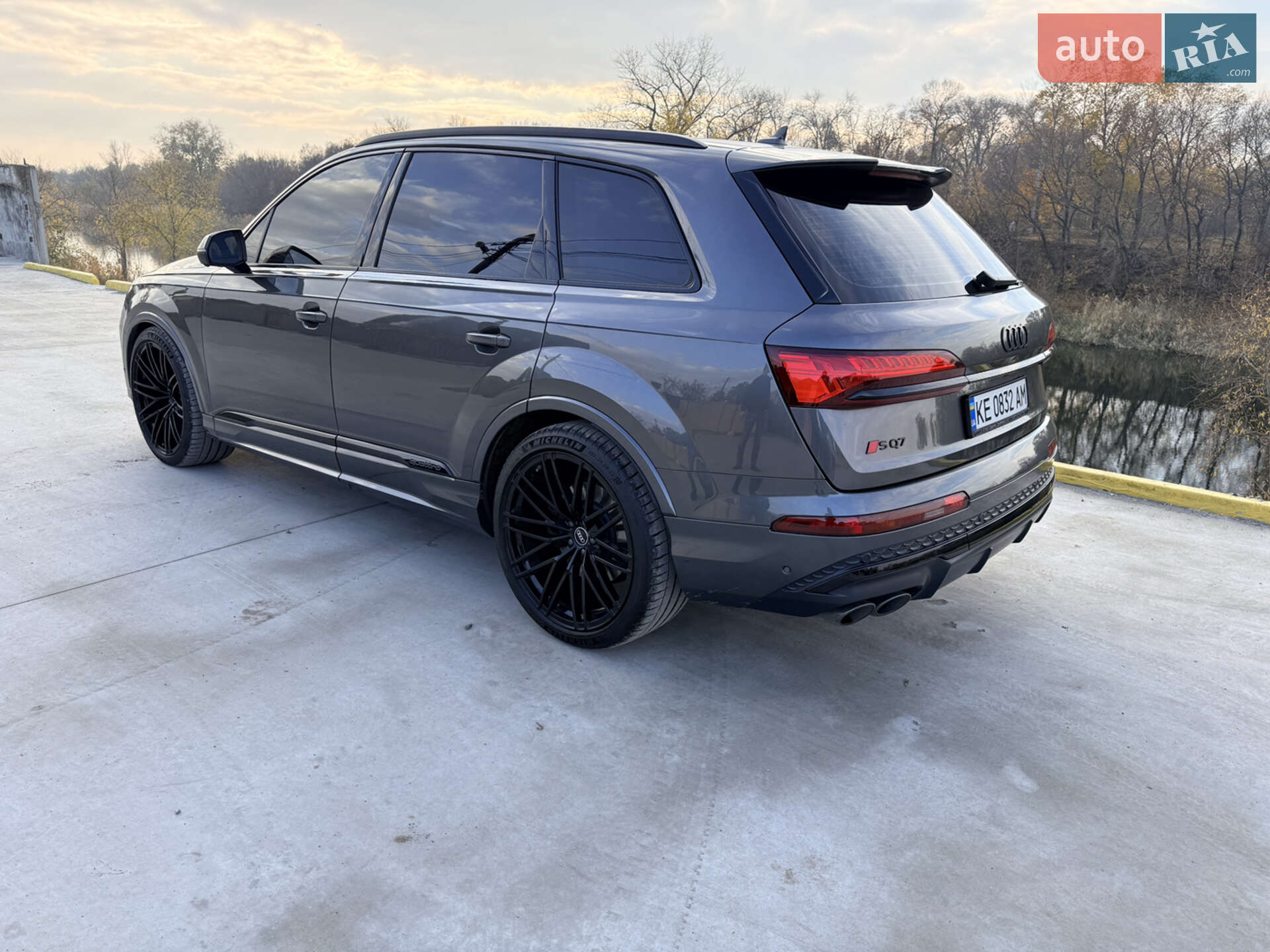 Audi SQ7 2024 VIN WAUZZZ4M9SD006239 фото оголошення 5 з 18