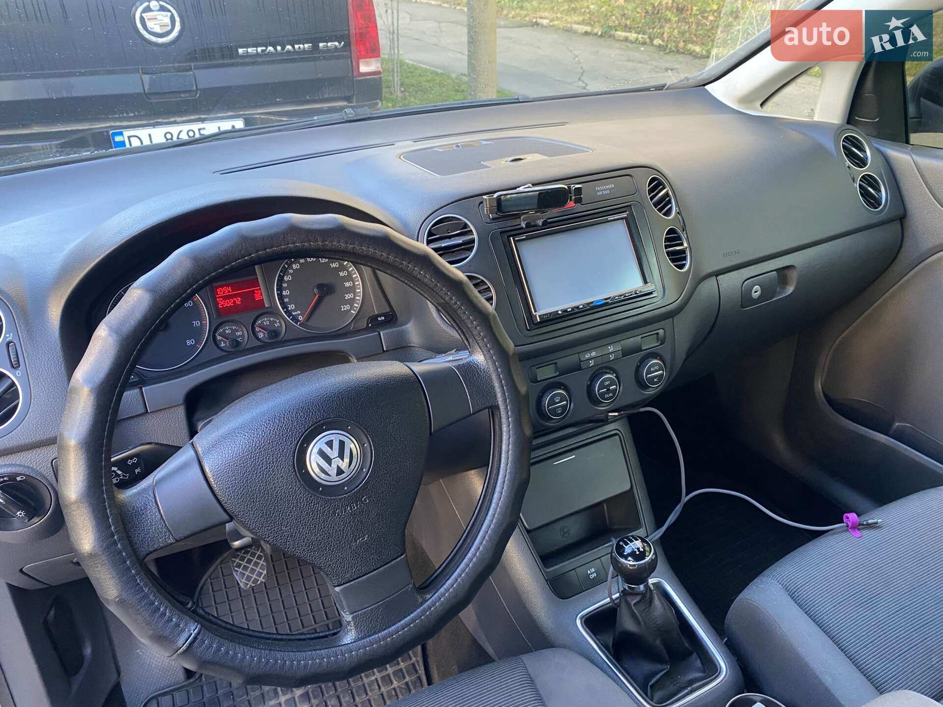 Volkswagen Golf Plus 2009 VIN WVWZZZ1KZ9W840303 фото оголошення 5 з 10