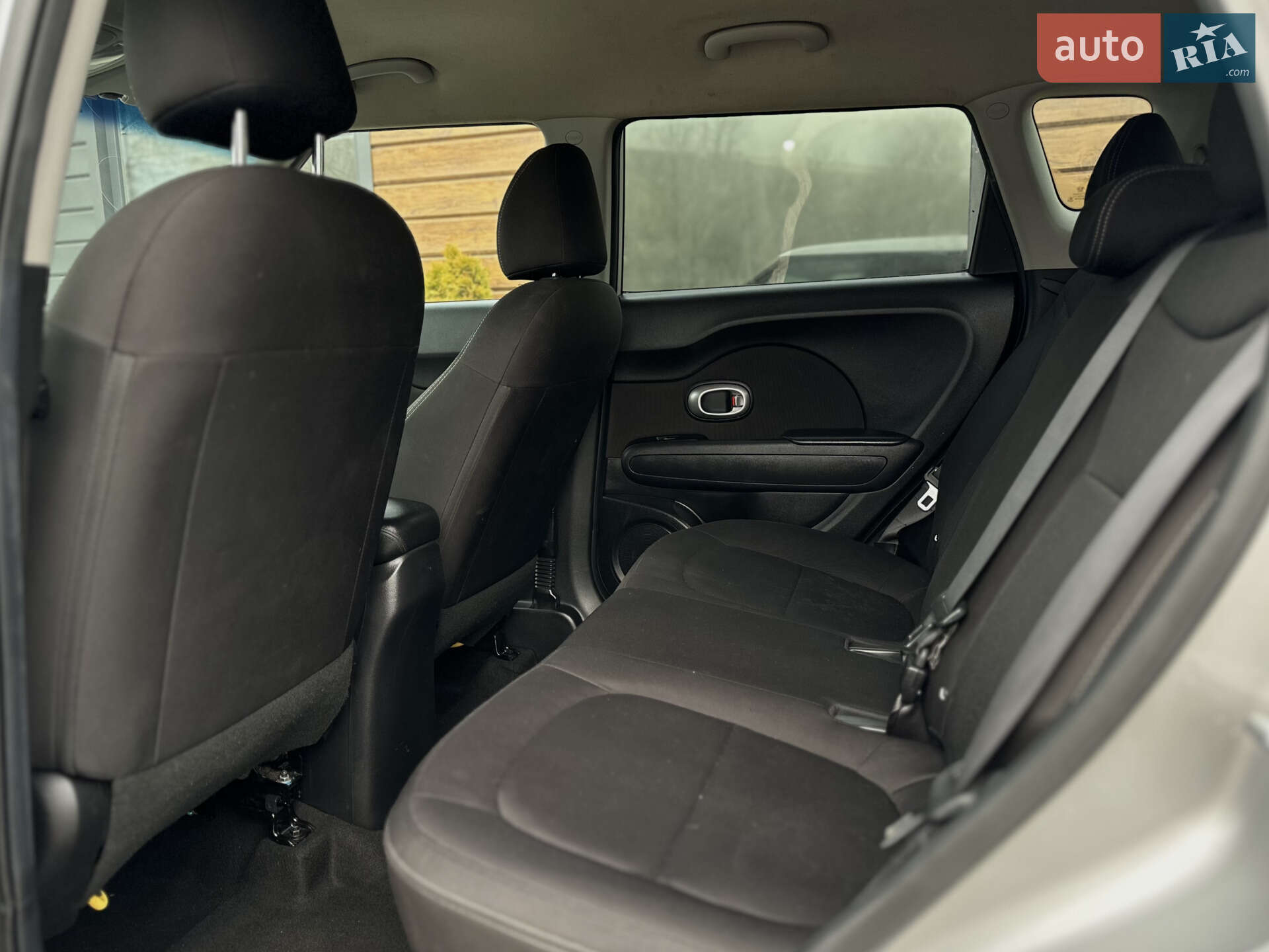 Kia Soul 2018 VIN KNDJN2A21K7661757 фото оголошення 46 з 48