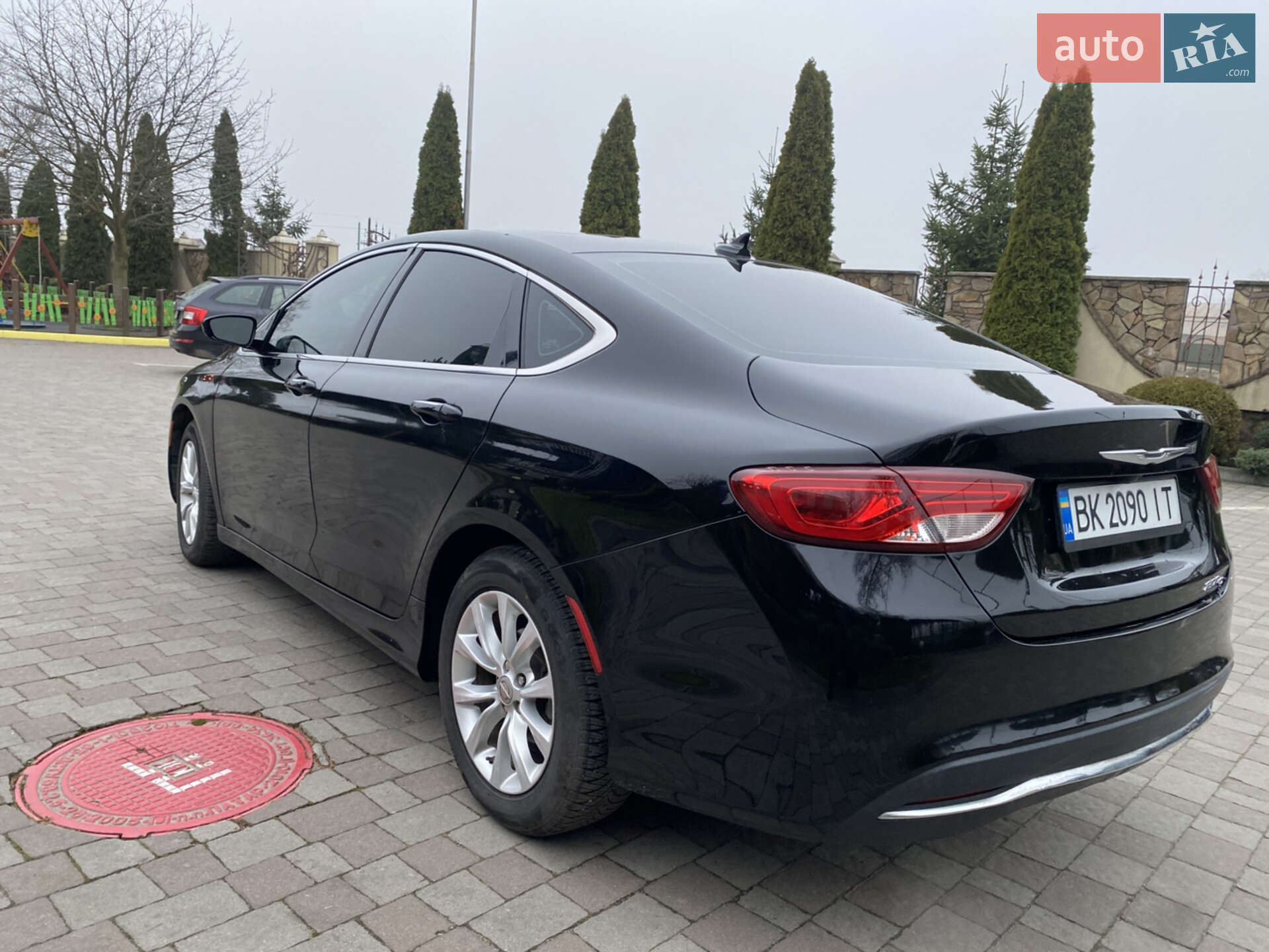 Chrysler 200 2014 VIN 1C3CCCCBXFN615187 фото оголошення 3 з 10