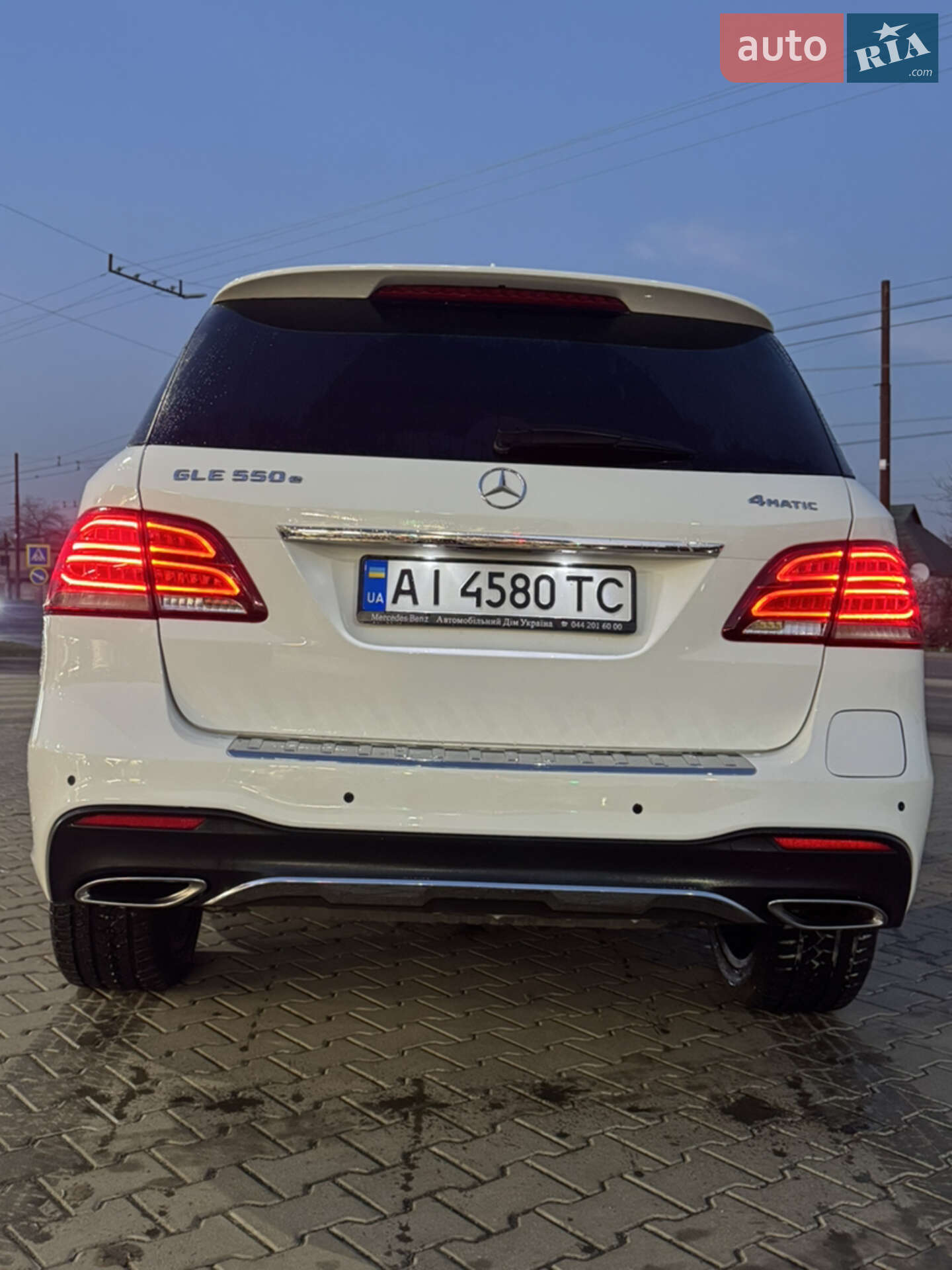 Mercedes-Benz GLE-Class 2016 VIN 4JGDA6DB7HA888566 фото оголошення 8 з 55
