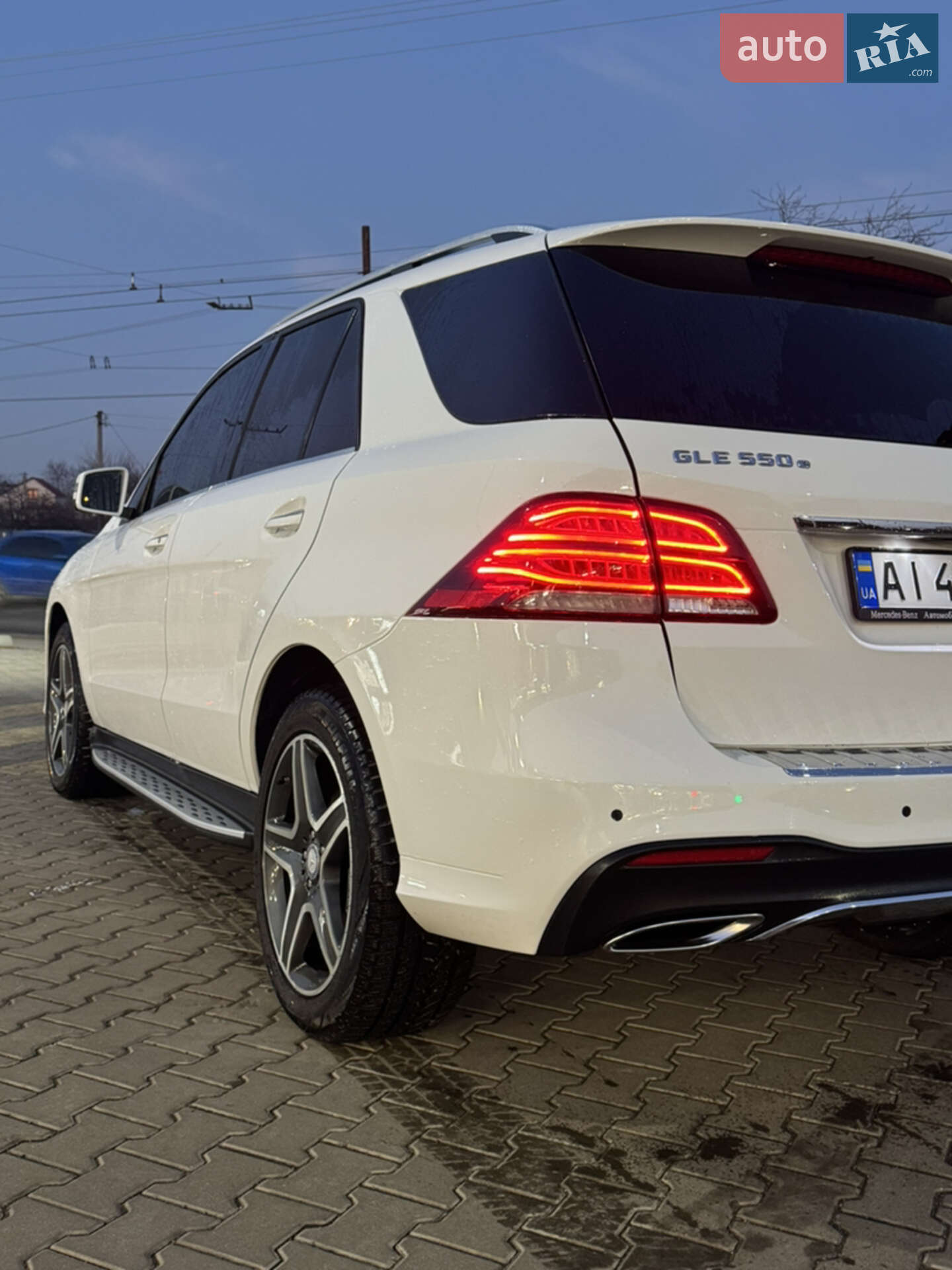 Mercedes-Benz GLE-Class 2016 VIN 4JGDA6DB7HA888566 фото оголошення 9 з 55