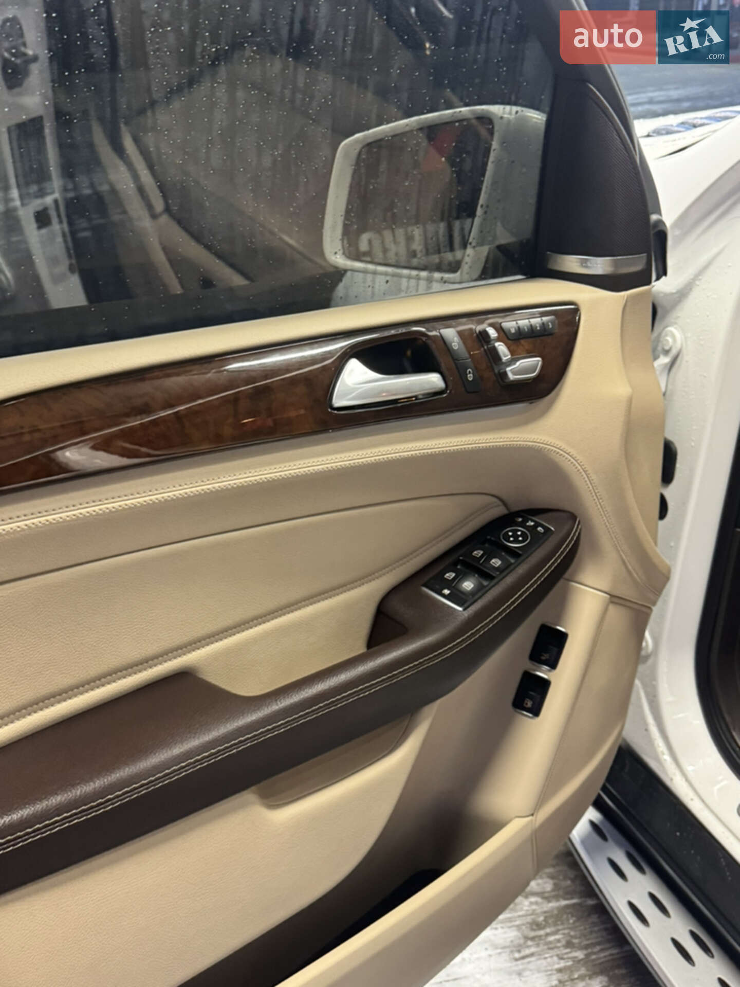 Mercedes-Benz GLE-Class 2016 VIN 4JGDA6DB7HA888566 фото оголошення 23 з 55