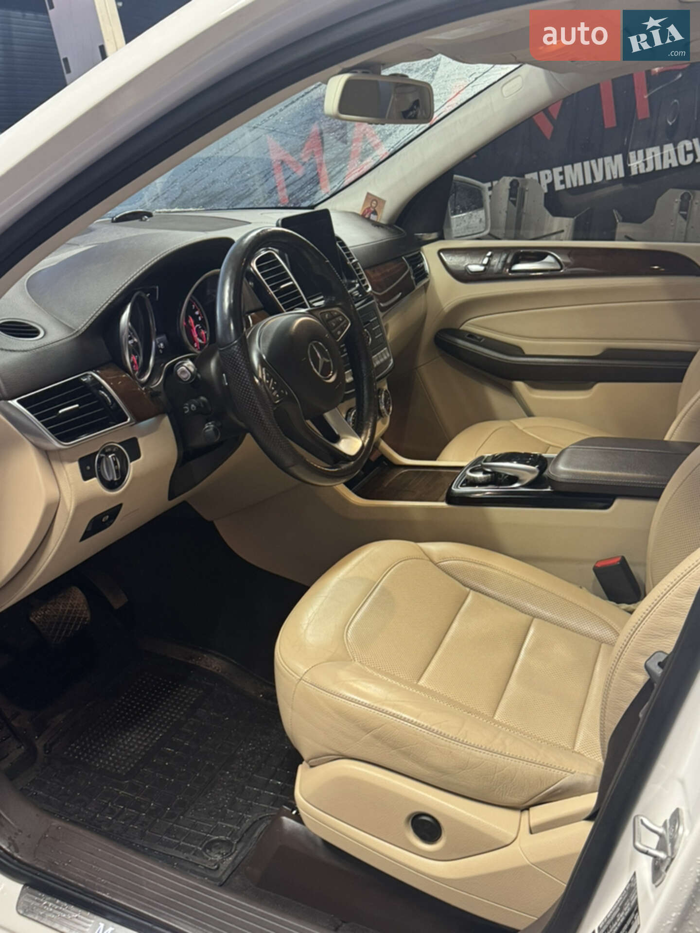 Mercedes-Benz GLE-Class 2016 VIN 4JGDA6DB7HA888566 фото оголошення 24 з 55